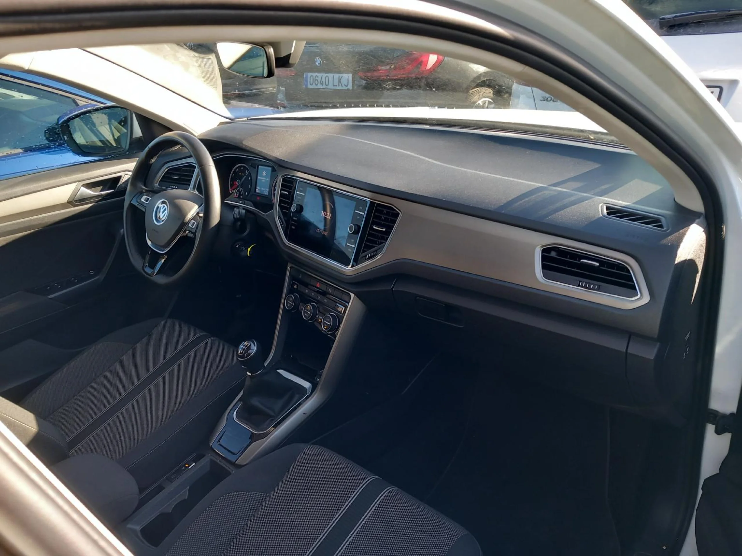 Volkswagen T-Roc Advance R-Line 1.0 TSI 81kW (110CV) - Foto 5