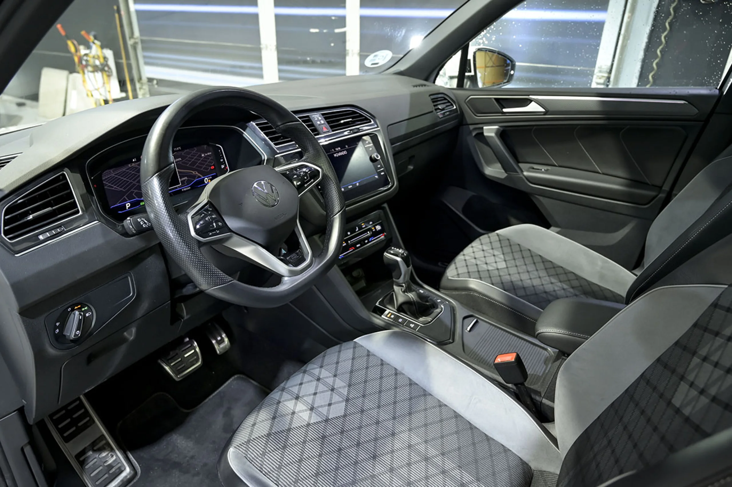 Volkswagen Tiguan RLine 2.0 TDI 110kW 150CV - Foto 6