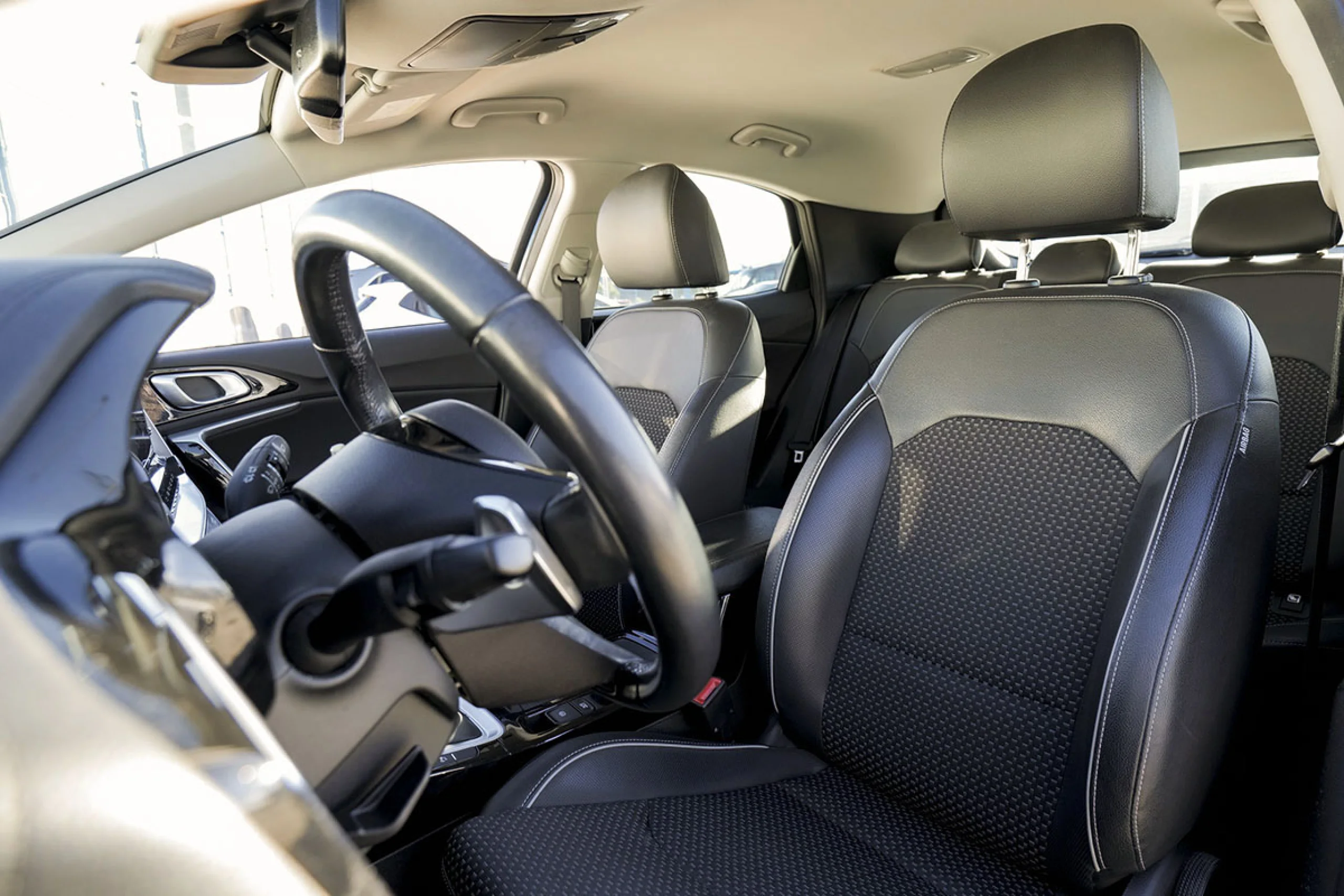 Kia XCeed 1.6 GDi PHEV 104kW 141CV eTech - Foto 7