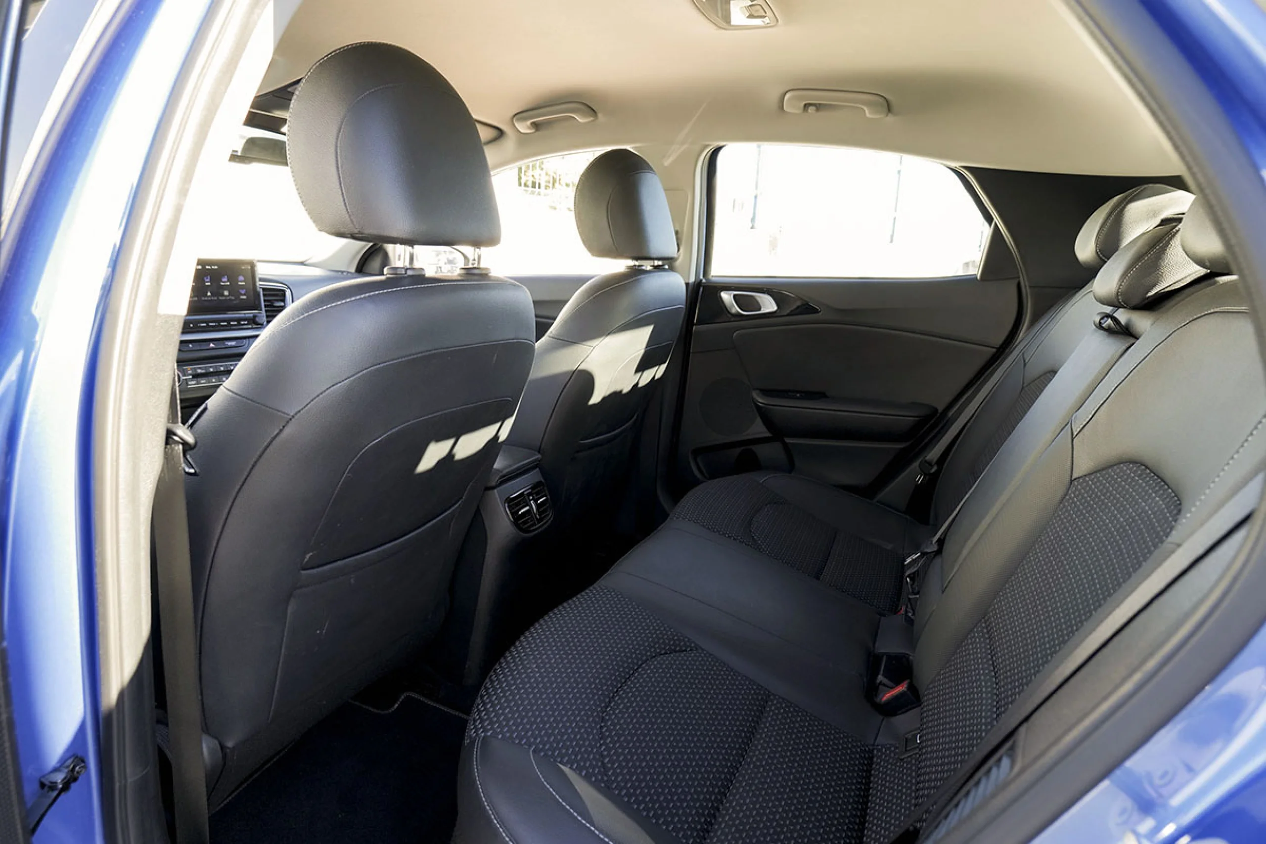 Kia XCeed 1.6 GDi PHEV 104kW 141CV eTech - Foto 12