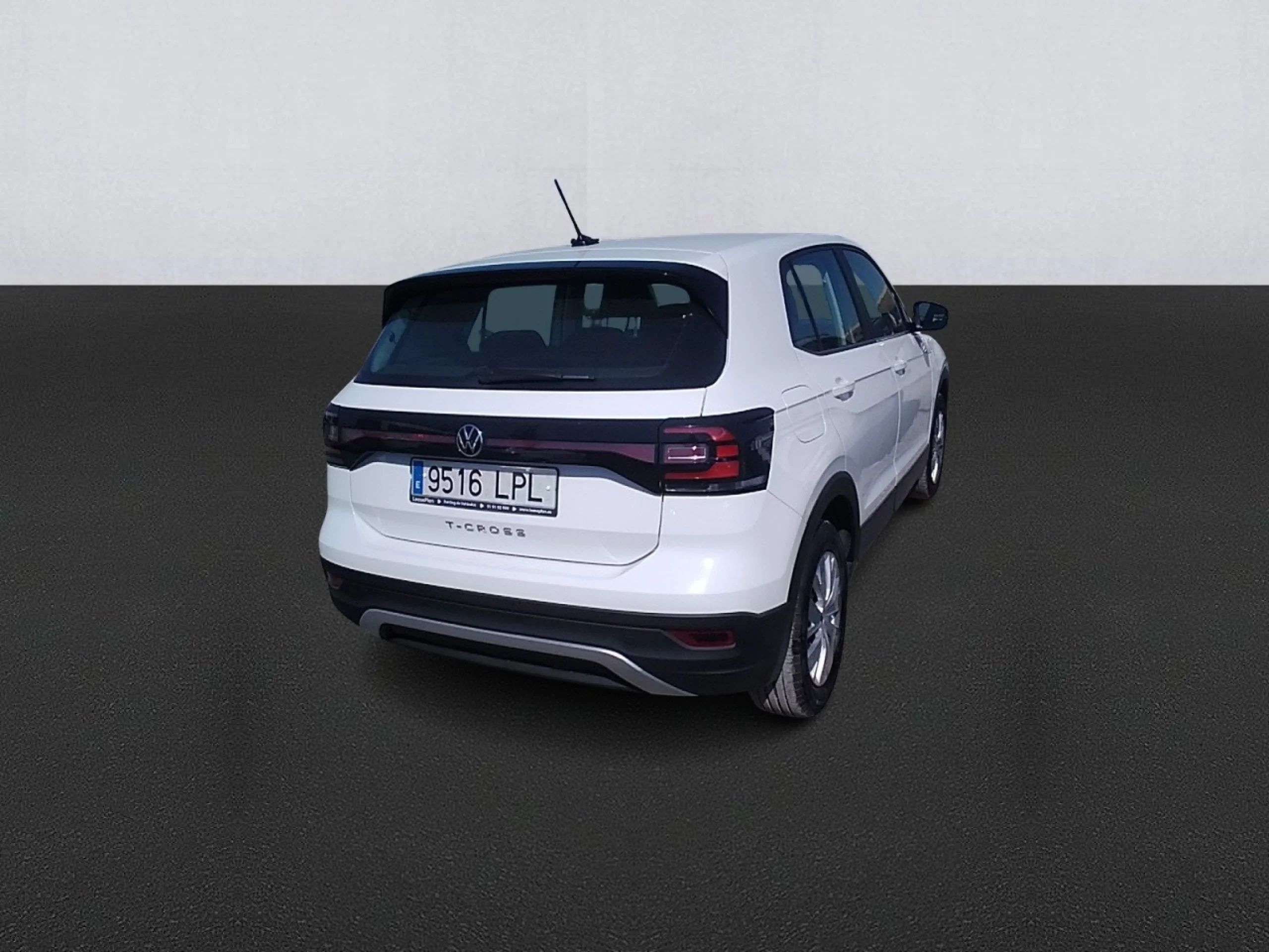 Volkswagen T-CROSS Edition 1.0 TSI 70kW (95CV) - Foto 4