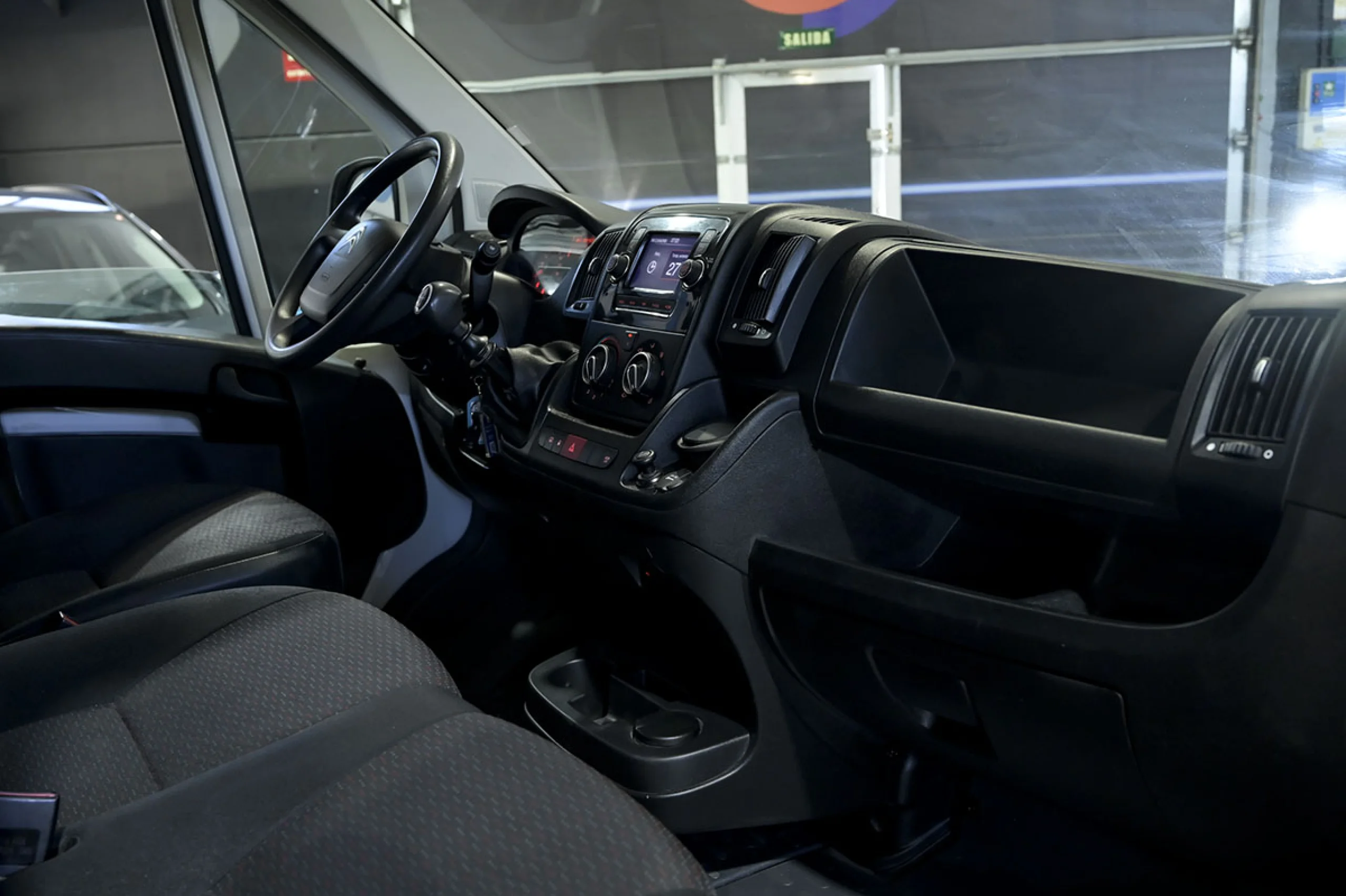 Citroen Jumper BlueHDi 103KW 140CV Furgon 35L3H2 - Foto 8