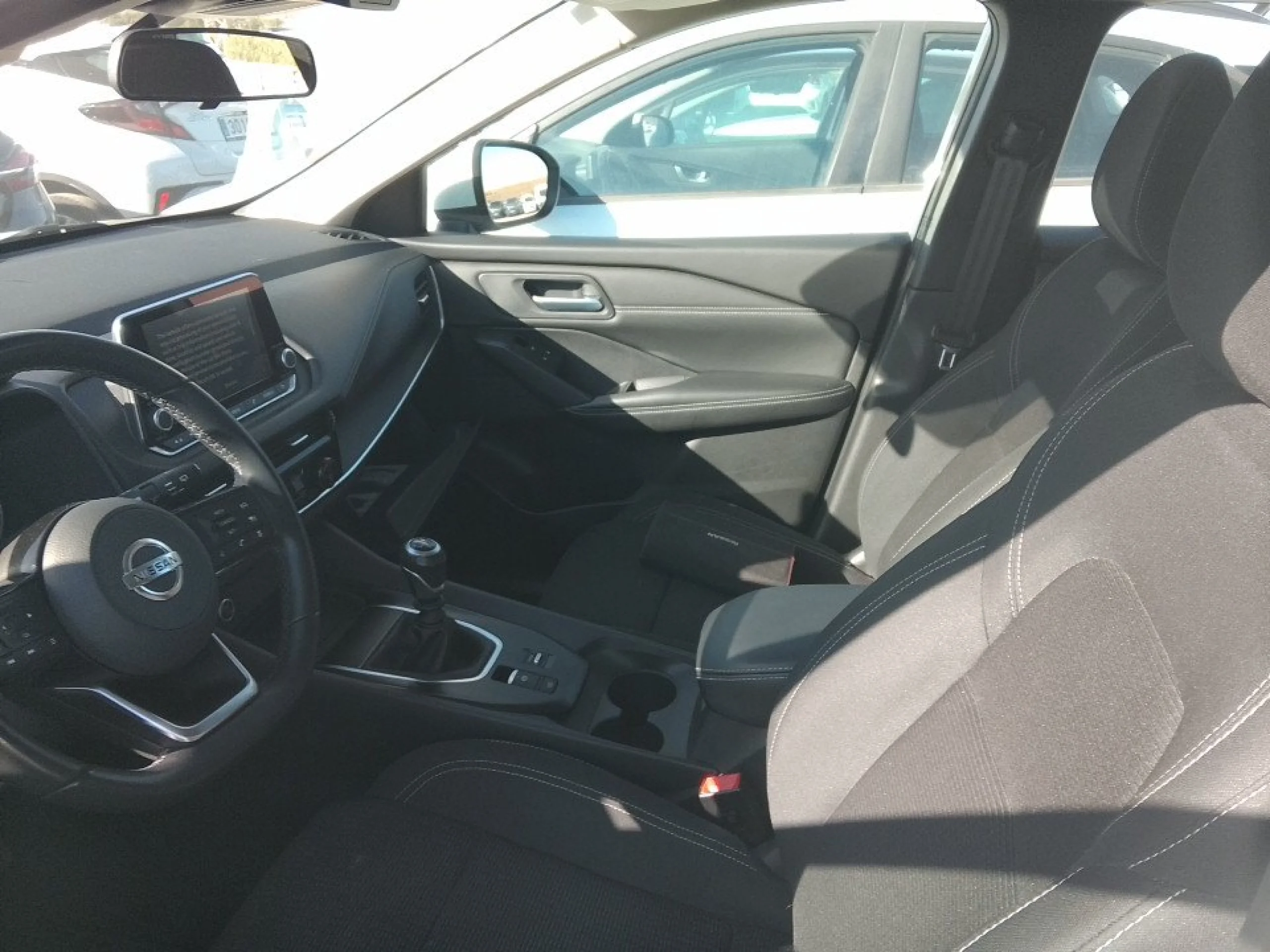 Nissan Qashqai DIG-T 103kW (140CV) mHEV 4x2 Acenta - Foto 7