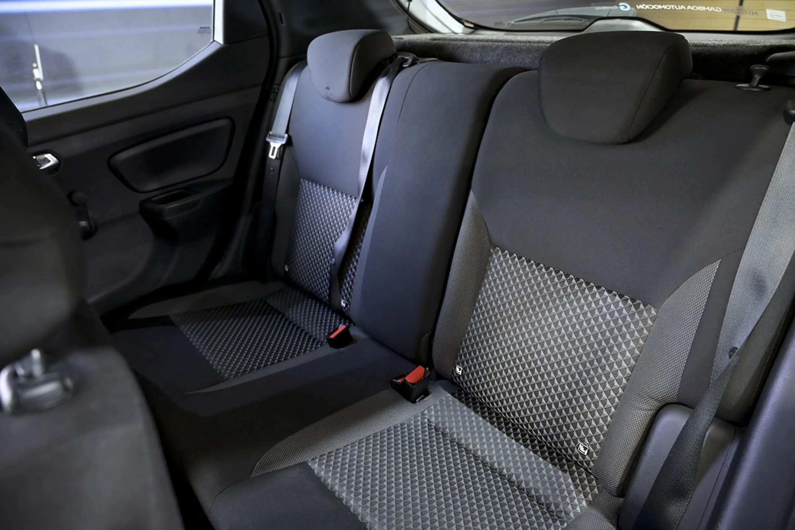 Nissan Micra IGT 68 kW 92 CV E6DF Acenta Sprint - Foto 17