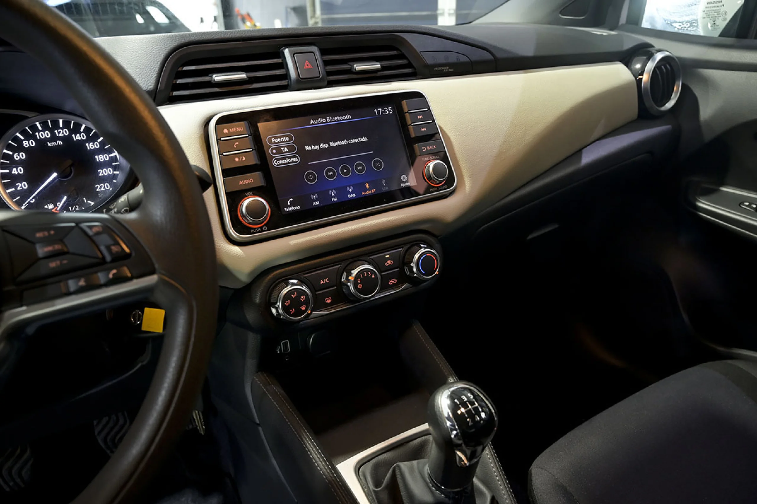 Nissan Micra IGT 68 kW 92 CV E6DF Acenta Sprint - Foto 27