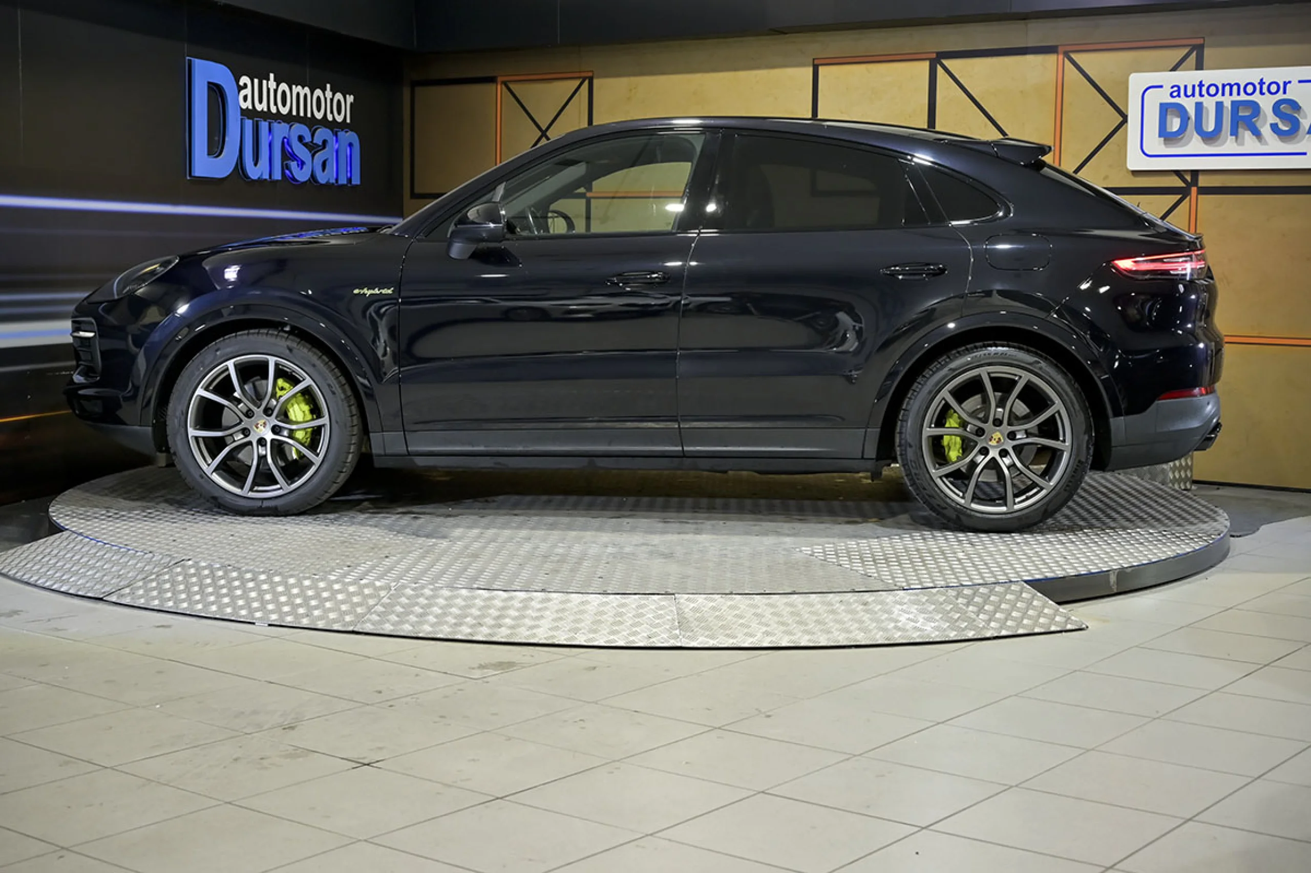 Porsche Cayenne EHybrid - Foto 18