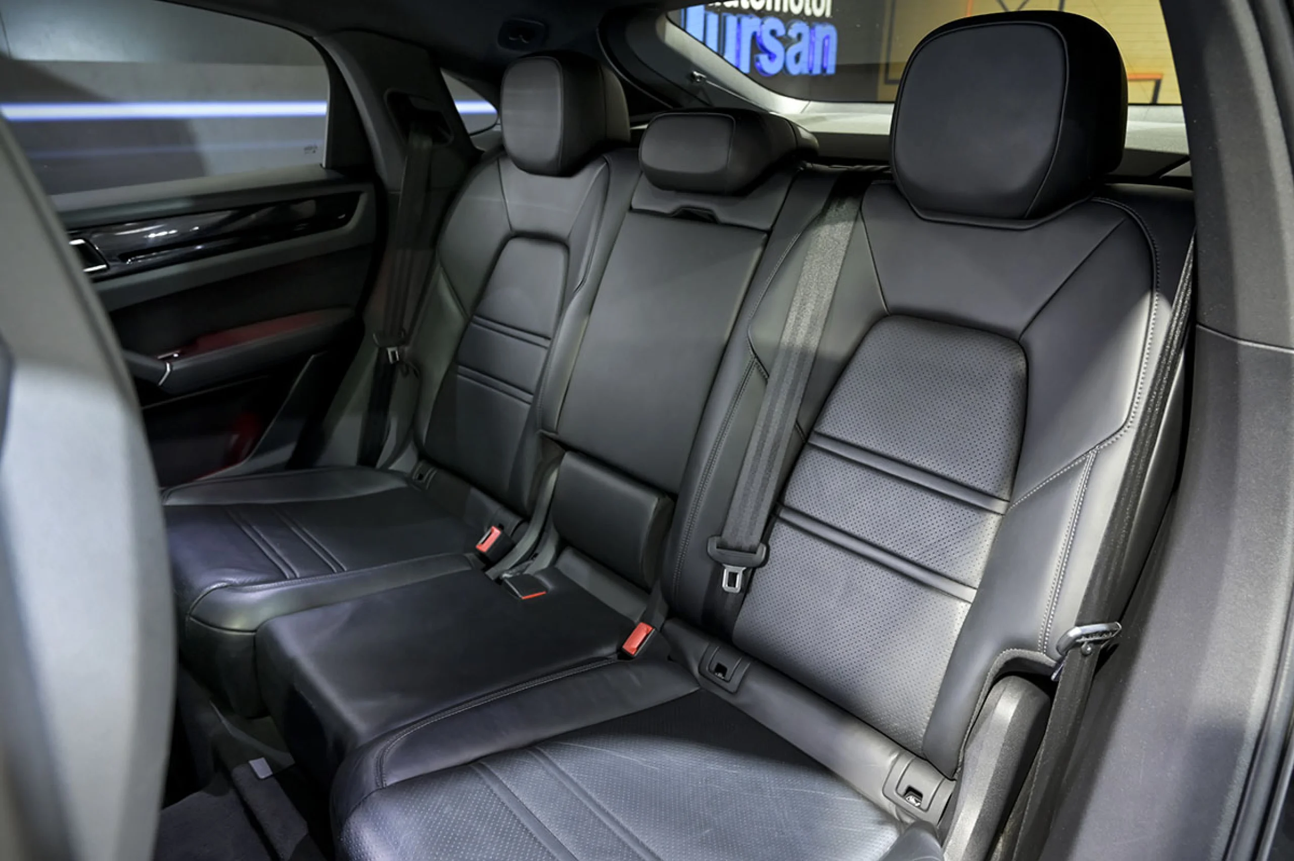 Porsche Cayenne EHybrid - Foto 16