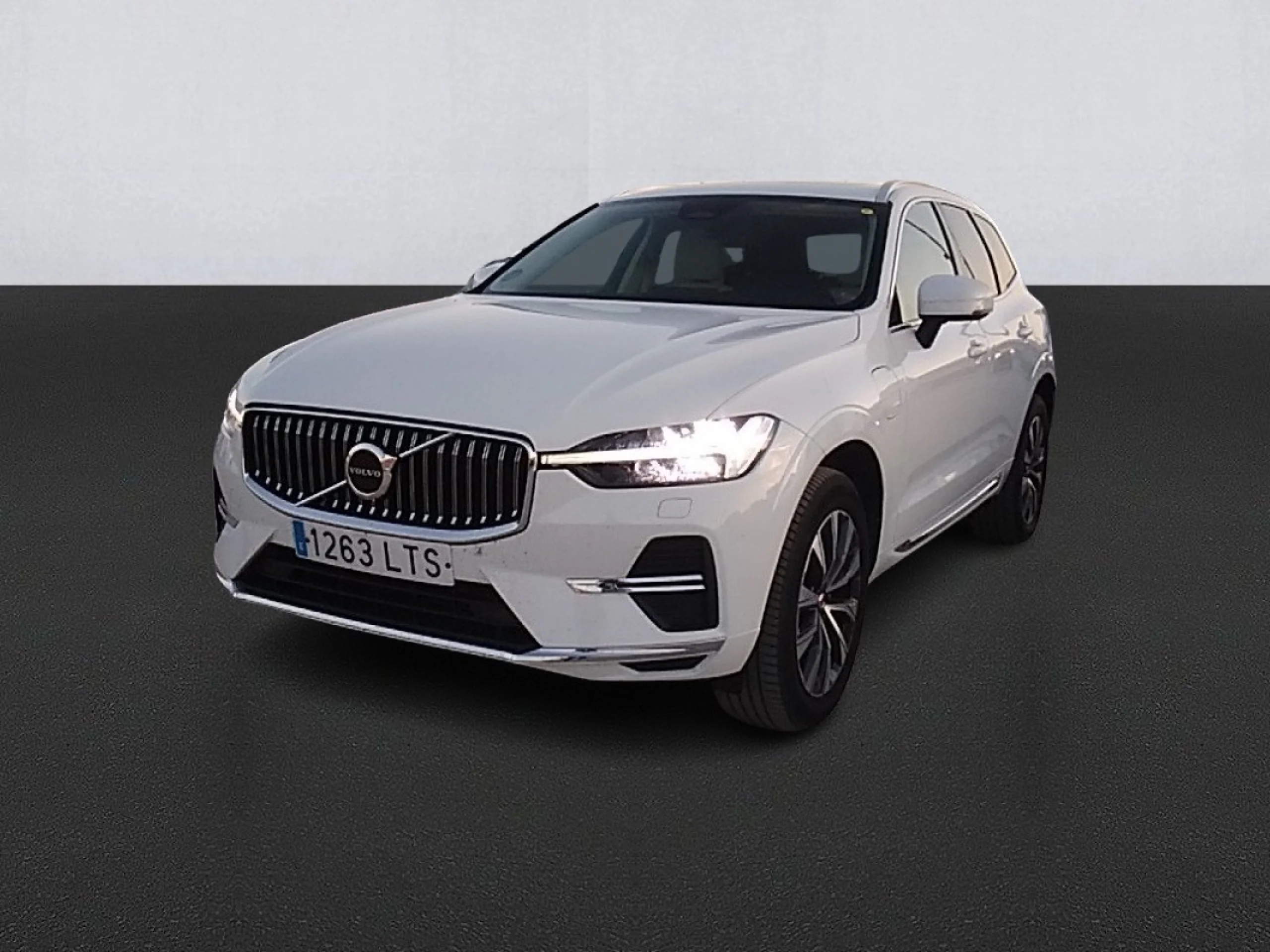 Volvo XC 60 XC60 2.0 T6 AWD Recharge Inscription Auto - Foto 1