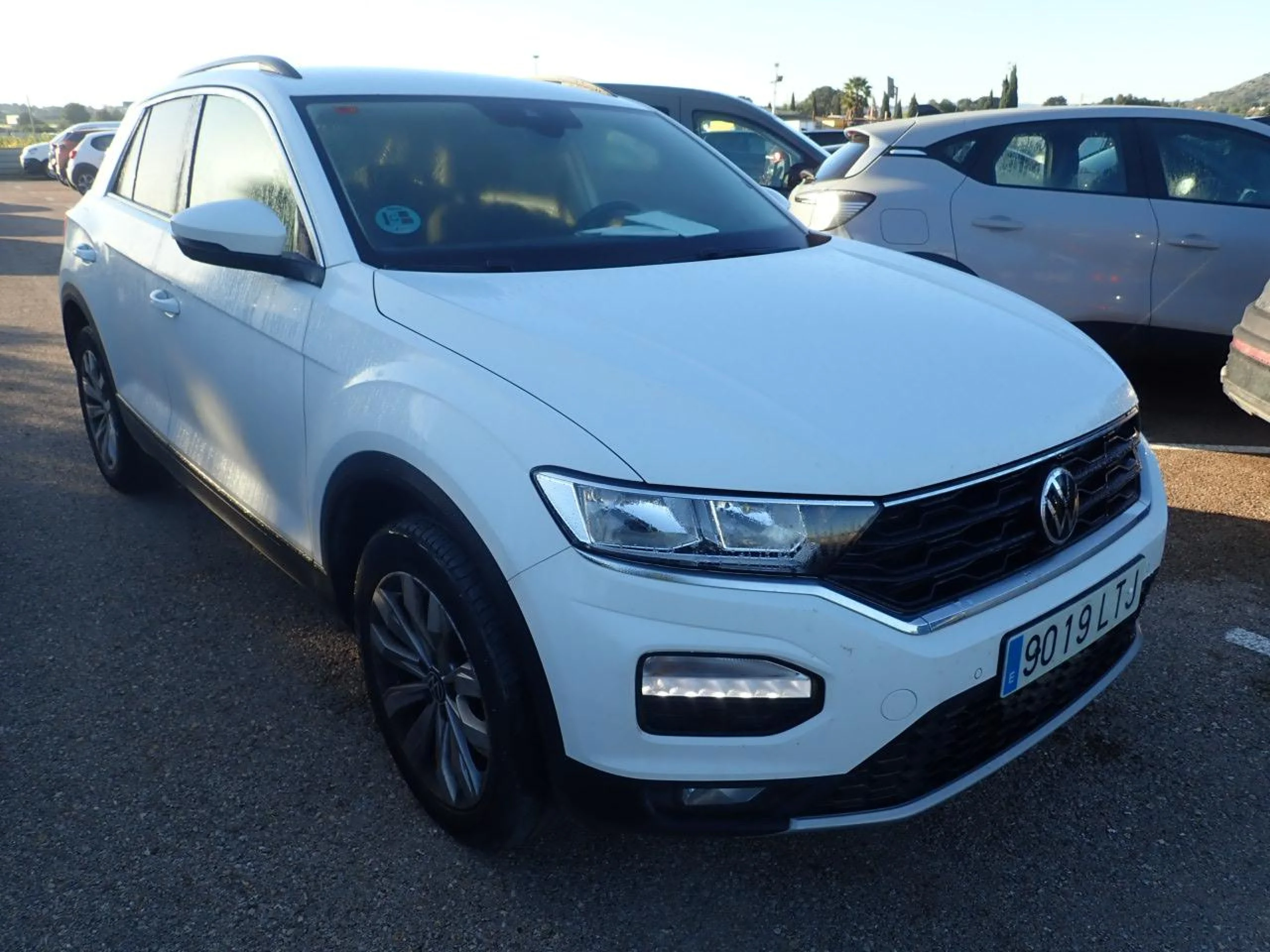 Volkswagen T-Roc Advance 1.0 TSI 81kW (110CV) - Foto 4