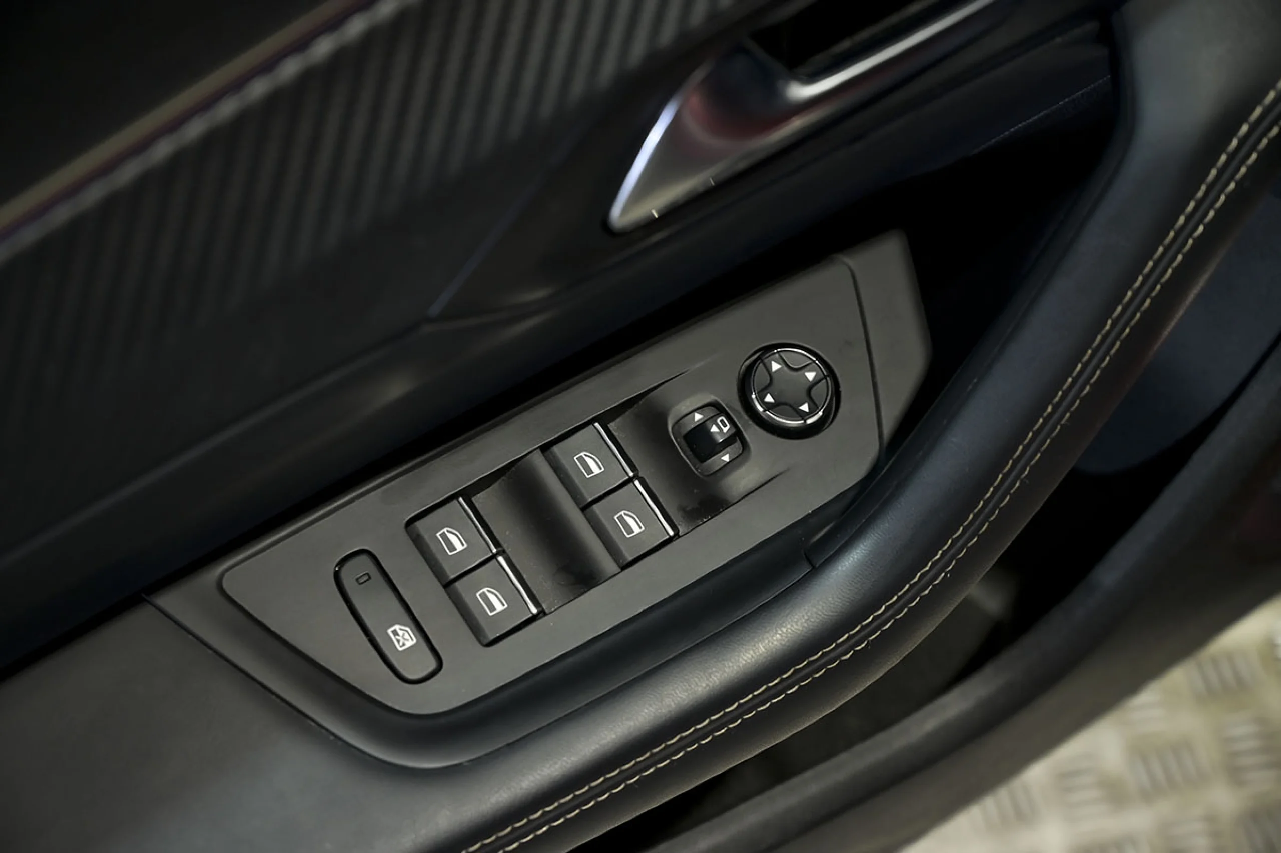 Peugeot 508 GT Line PureTech 133kW 180 SS EAT8 - Foto 24