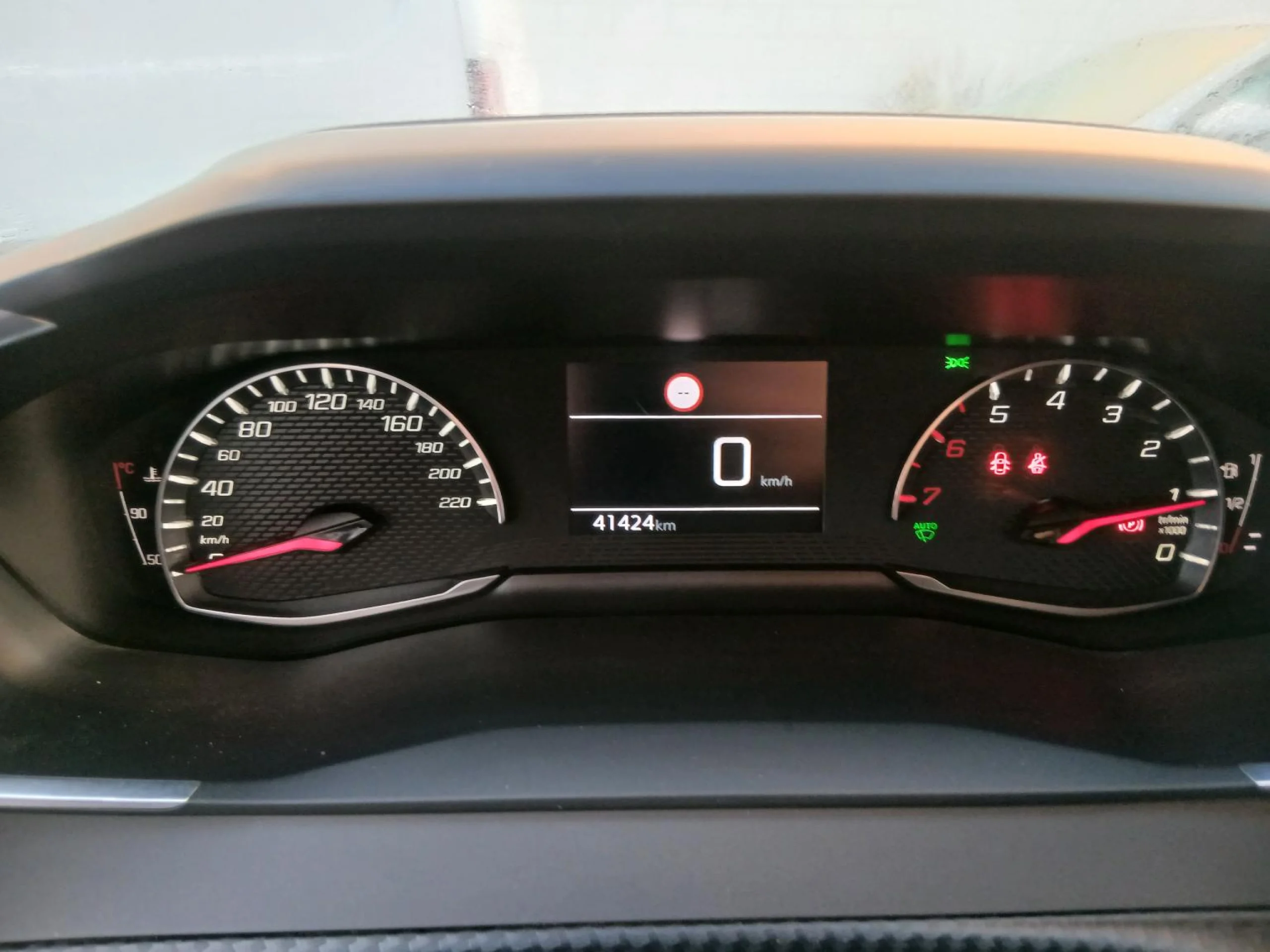 Peugeot 2008 Active Pack BlueHDI 81kW (110CV) - Foto 7