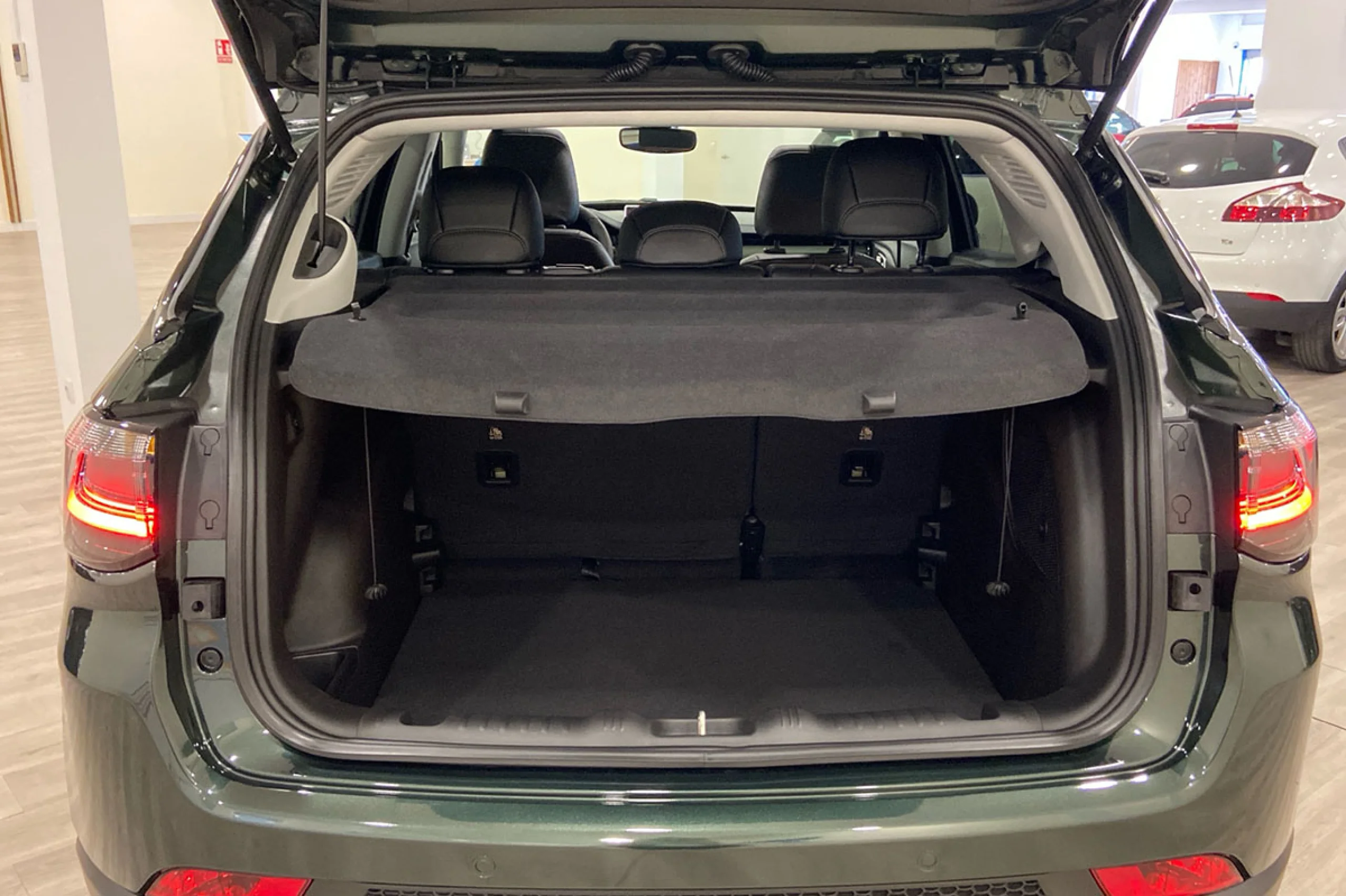 Jeep Compass eHybrid 1.5 MHEV 130HP North Star DCT - Foto 14