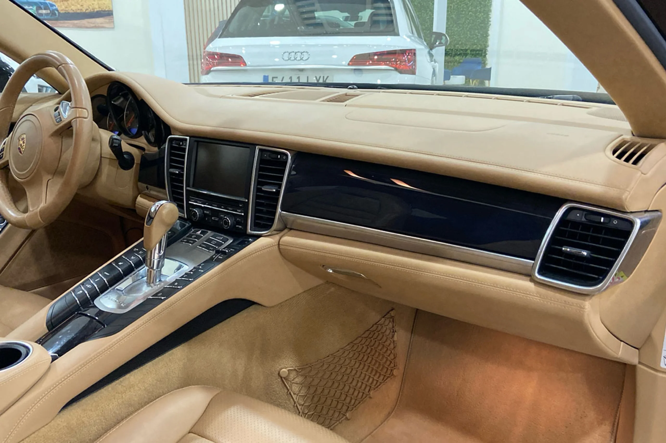 Porsche Panamera 3.0 Diesel 300cv - Foto 23