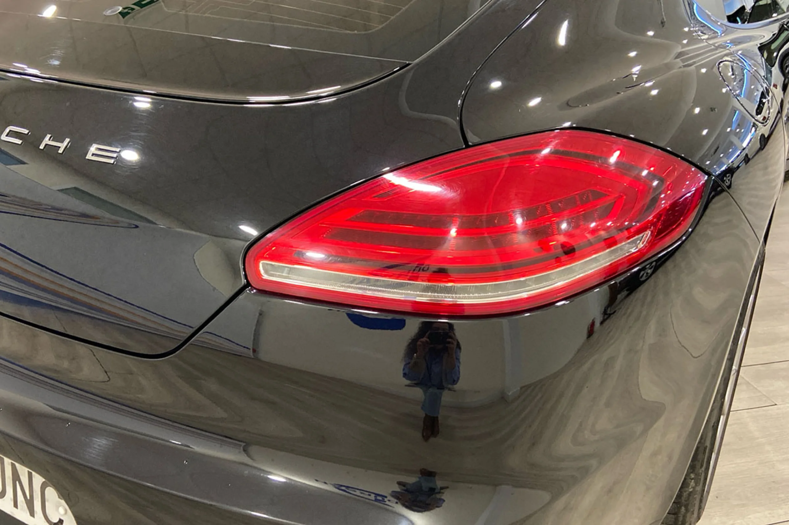 Porsche Panamera 3.0 Diesel 300cv - Foto 19