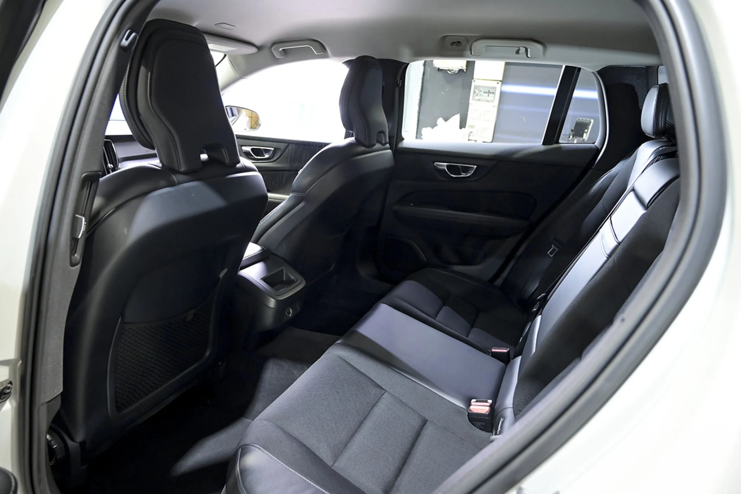 Volvo V60 2.0 D3 Business Plus Auto - Foto 14