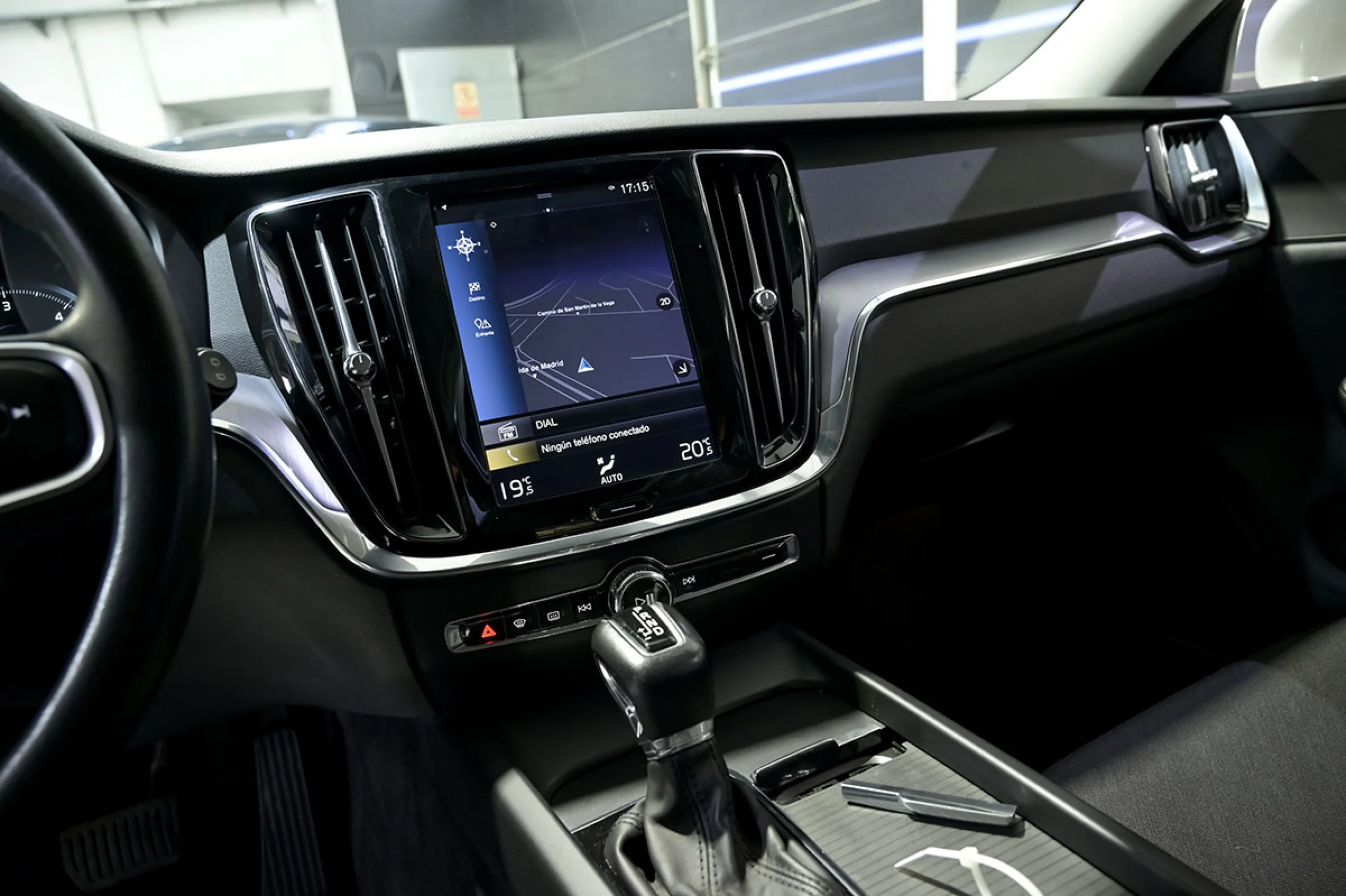 Volvo V60 2.0 D3 Business Plus Auto - Foto 23