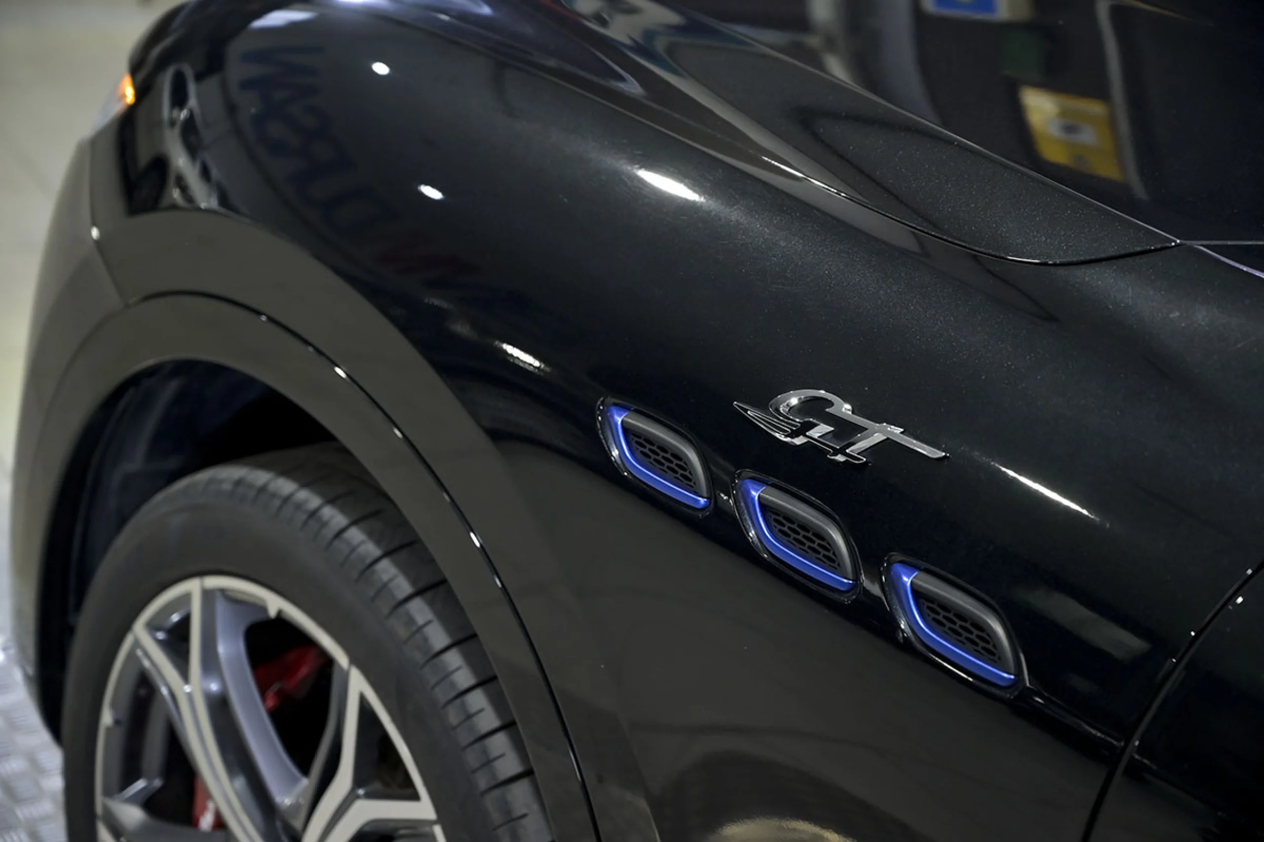 Maserati Levante GT L4 330CV HybridGasolina AWD - Foto 21