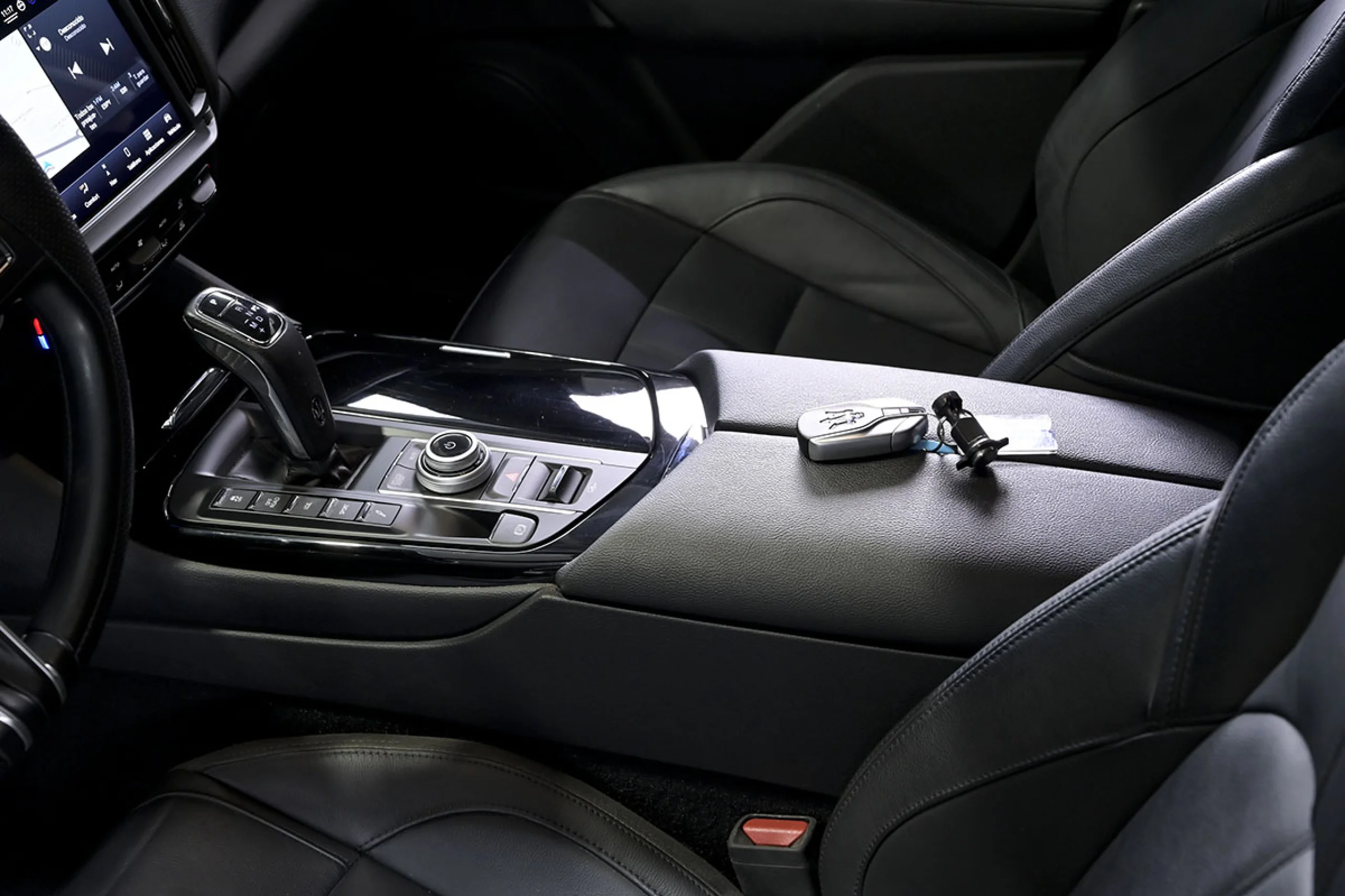 Maserati Levante GT L4 330CV HybridGasolina AWD - Foto 35