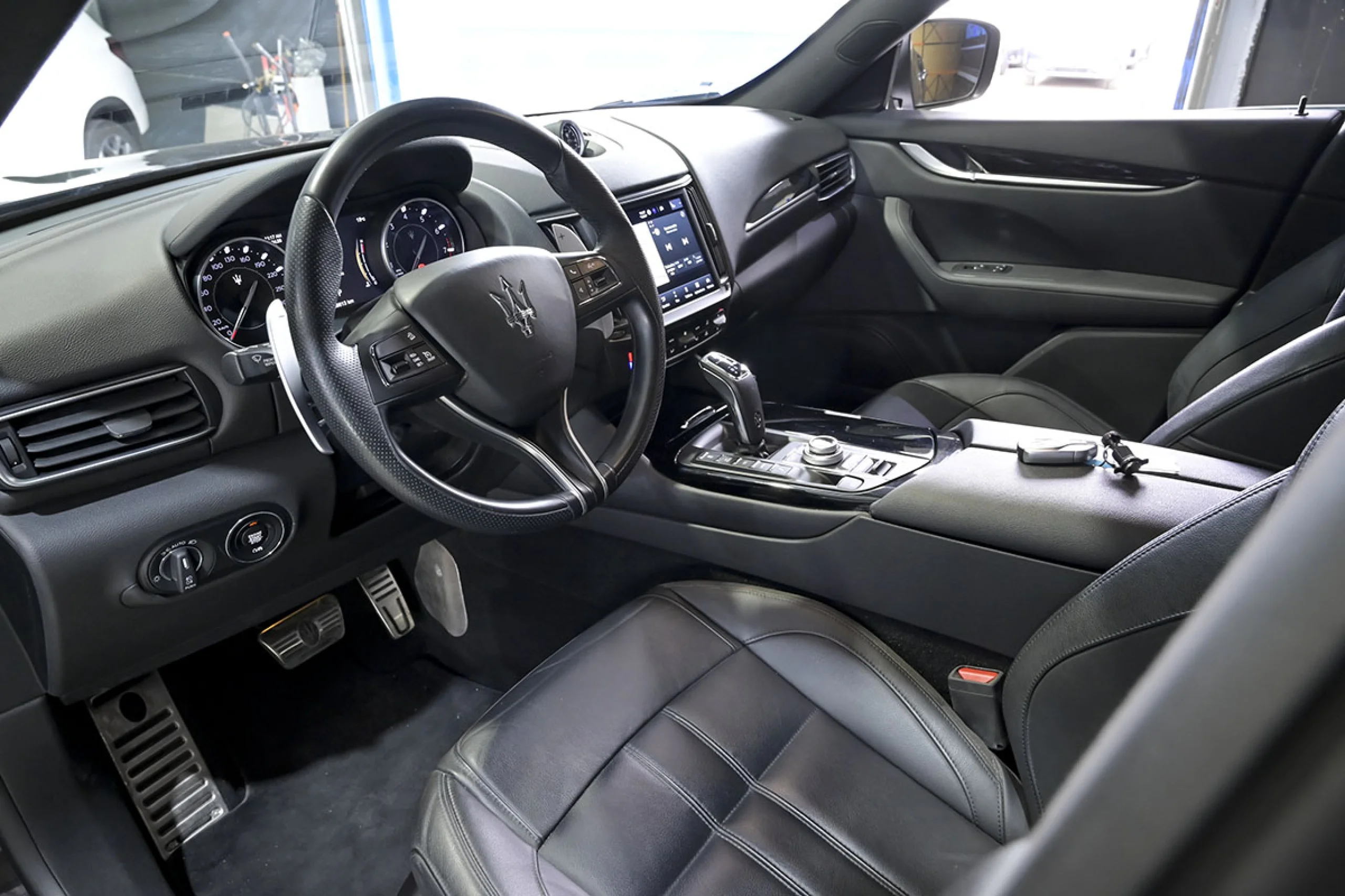 Maserati Levante GT L4 330CV HybridGasolina AWD - Foto 6