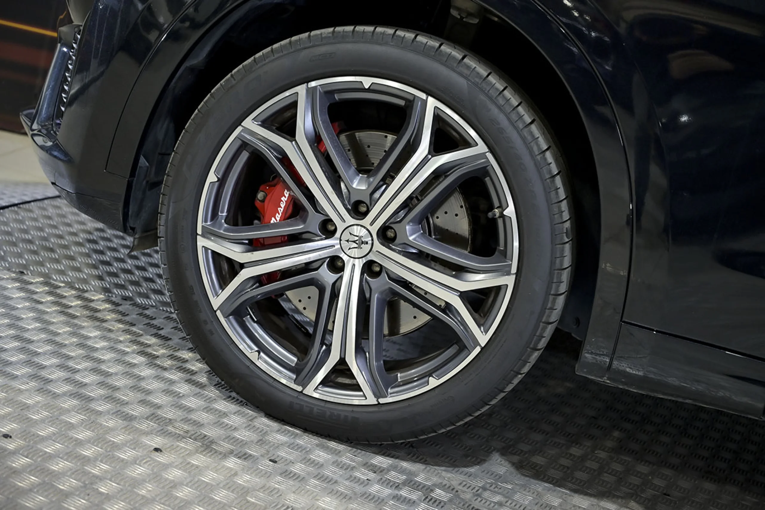 Maserati Levante GT L4 330CV HybridGasolina AWD - Foto 14