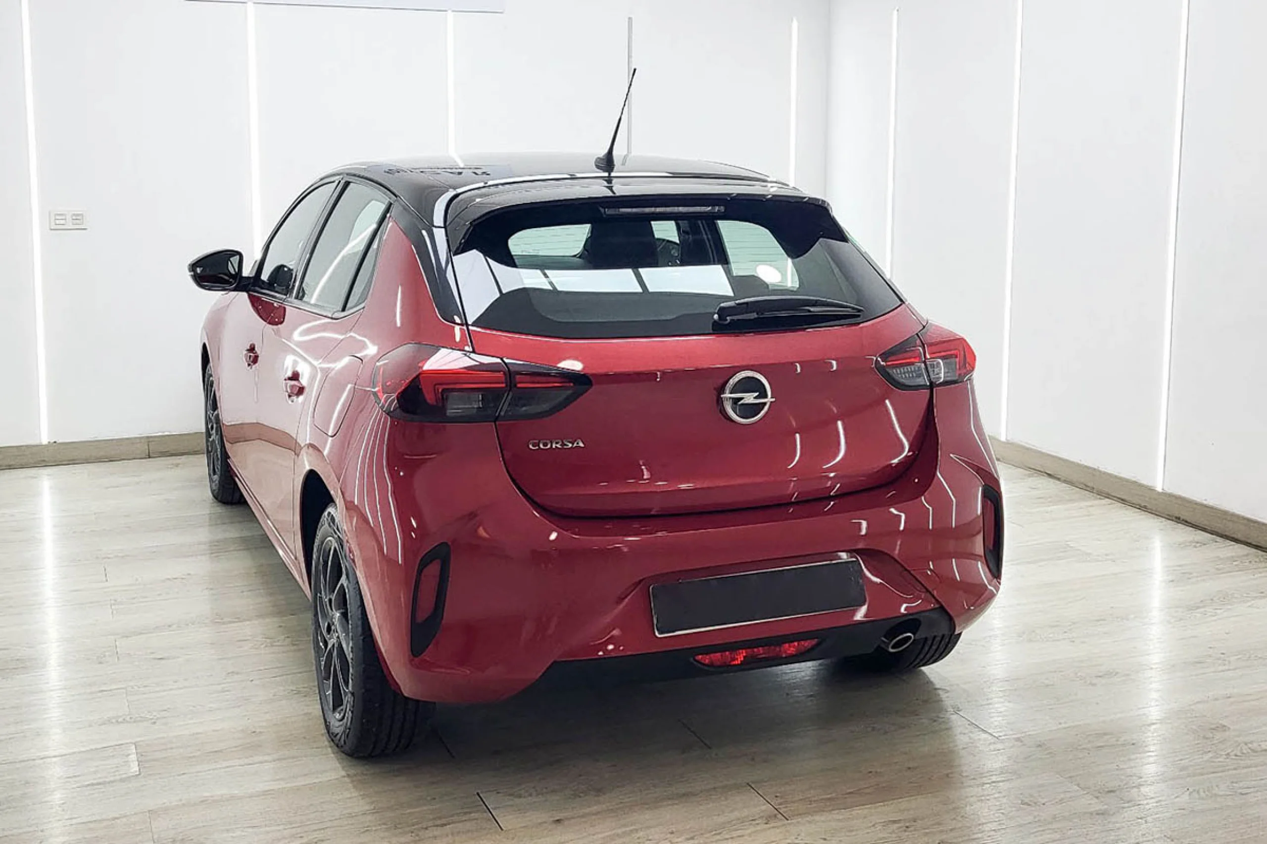 Opel Corsa 1.2T XHL 74kW 100CV Edition - Foto 4