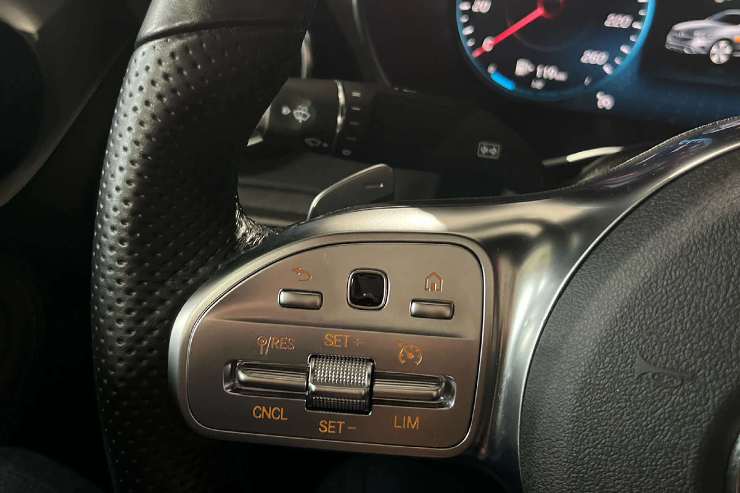 Mercedes-Benz GLC Coupe GLC Coupé GLC 300 de 4MATIC - Foto 25