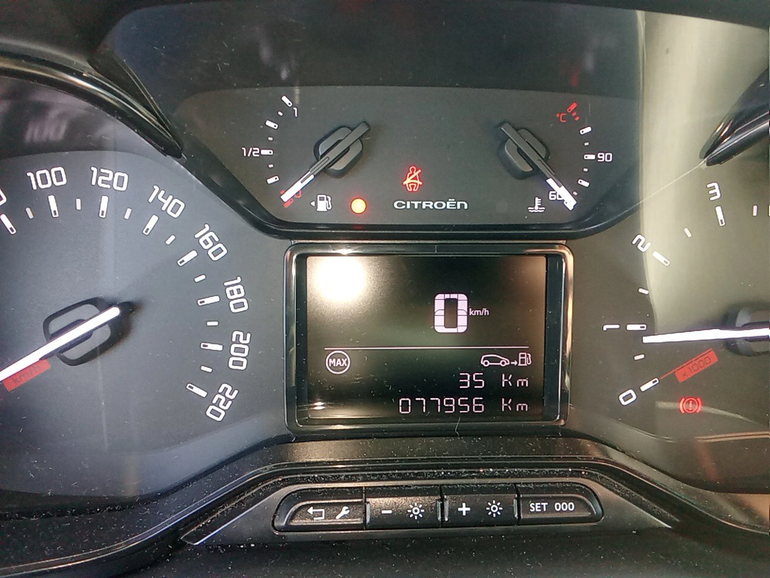 Citroen C3 Aircross BlueHDi 81kW (110CV) S&amp;S Feel Pack - Foto 8