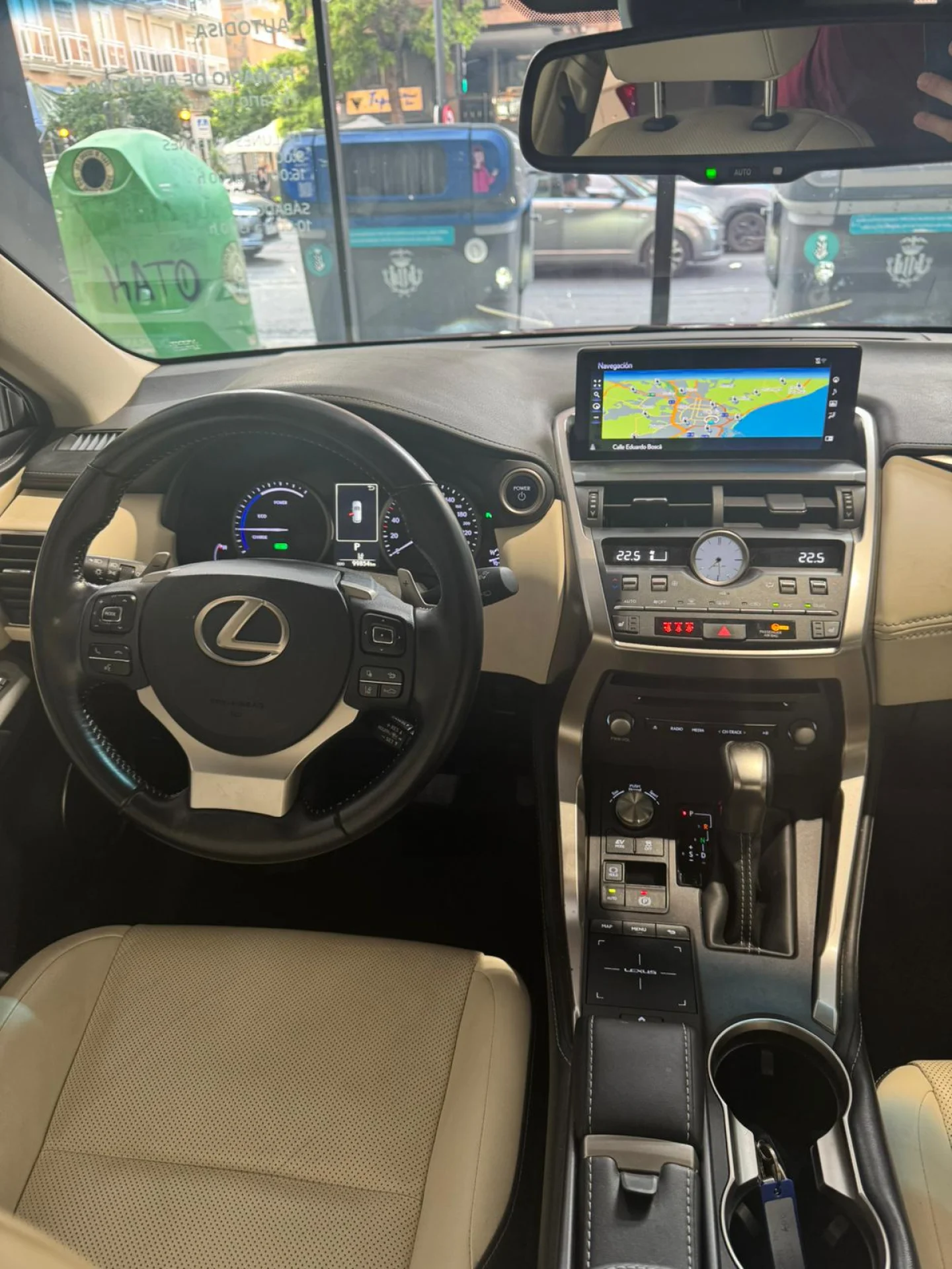Lexus NX 300h NX 2.5 300h Executive 4WD - Foto 9