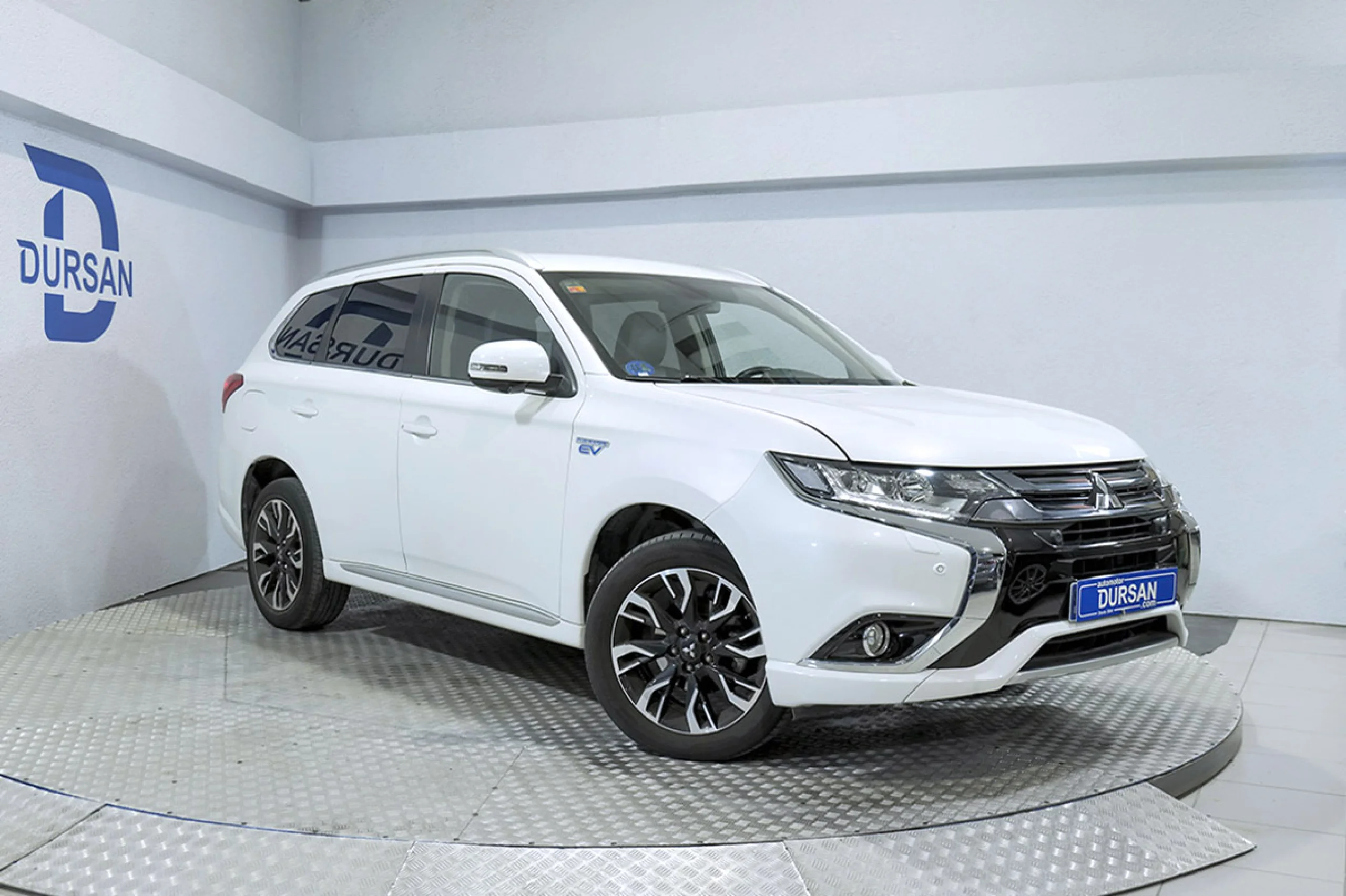 Mitsubishi Outlander 2.0 PHEV Kaiteki Auto 4WD - Foto 3