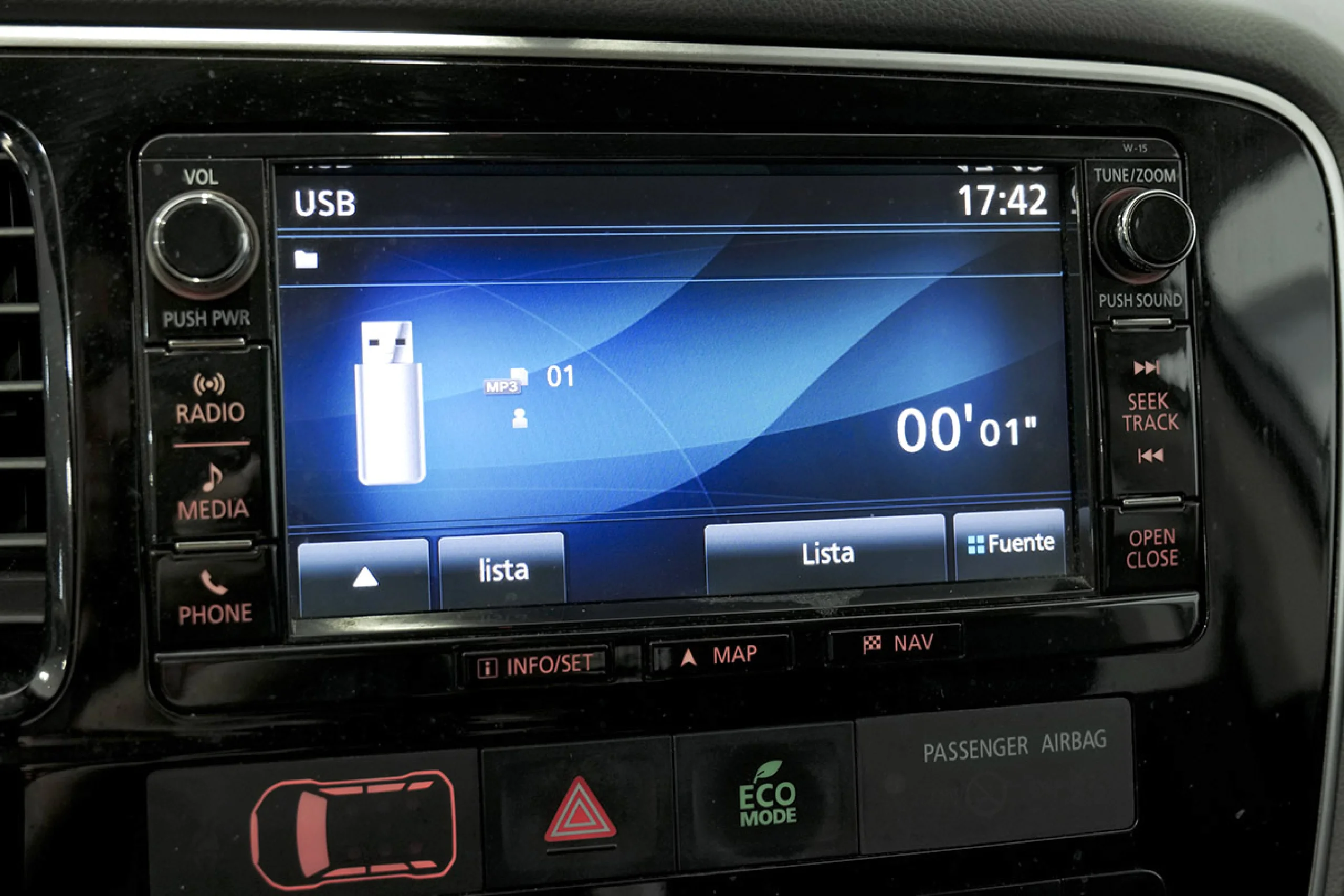 Mitsubishi Outlander 2.0 PHEV Kaiteki Auto 4WD - Foto 11
