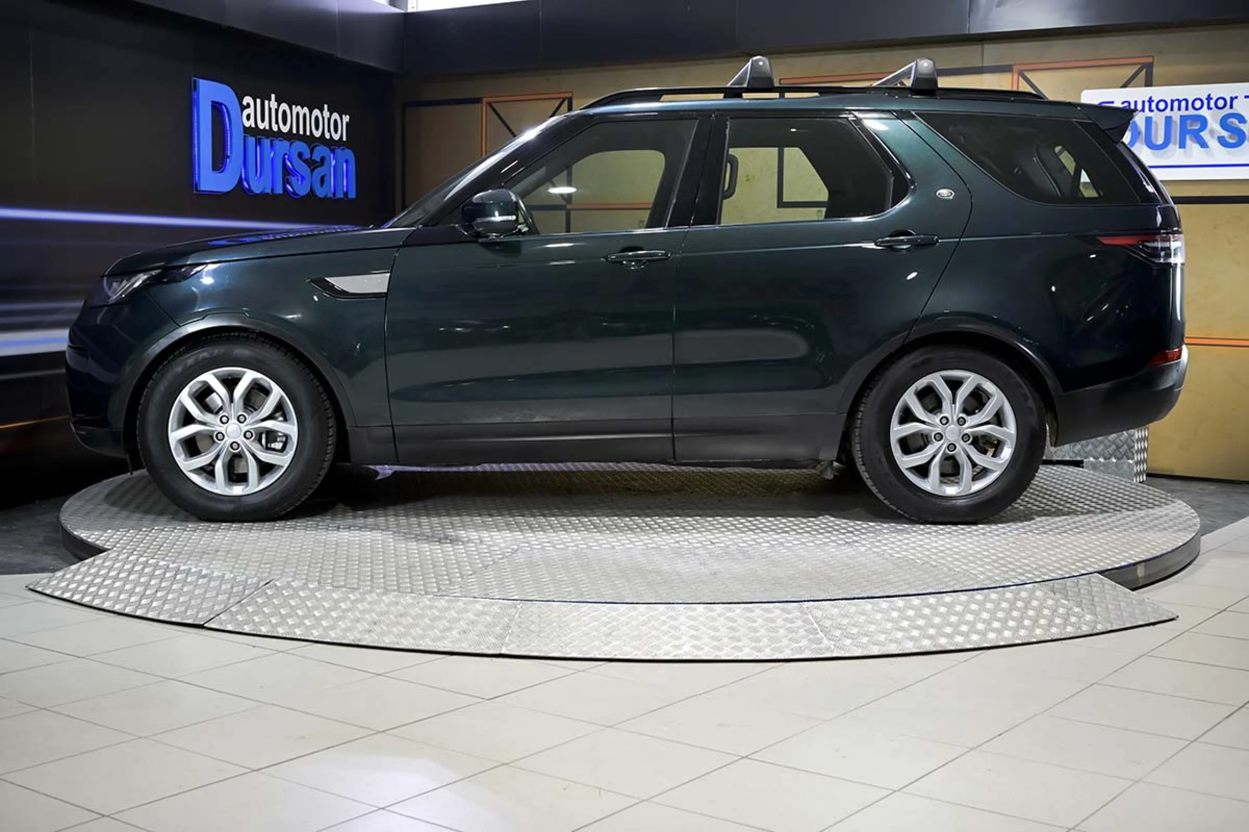 Land Rover Discovery 2.0 I4 SD4 177kW (240CV) SE Auto - Foto 22