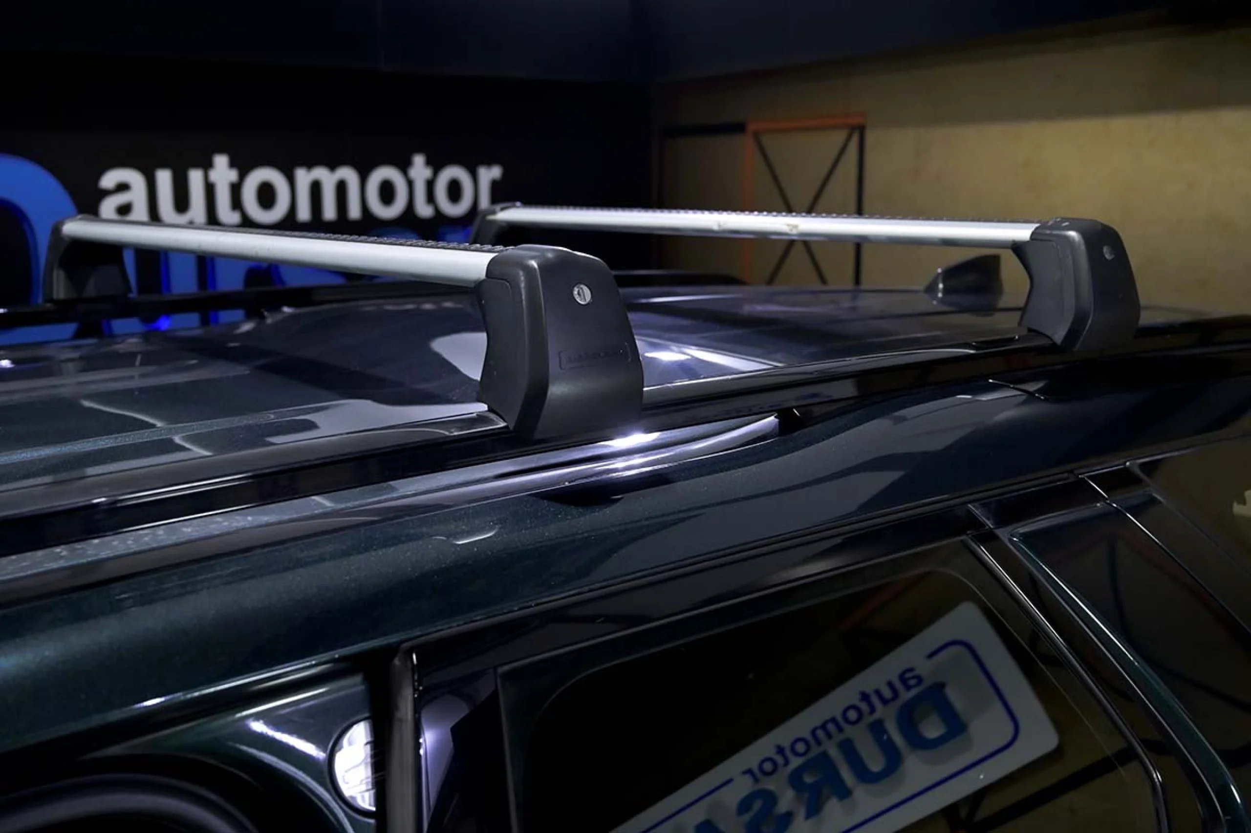 Land Rover Discovery 2.0 I4 SD4 177kW (240CV) SE Auto - Foto 27