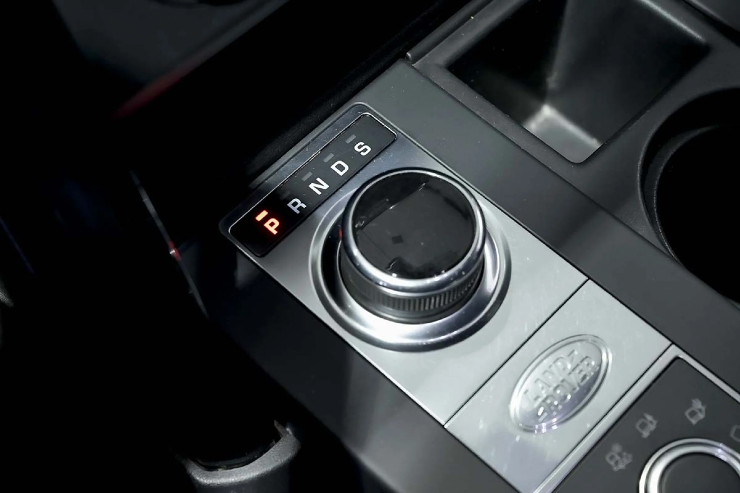 Land Rover Discovery 2.0 I4 SD4 177kW (240CV) SE Auto - Foto 43