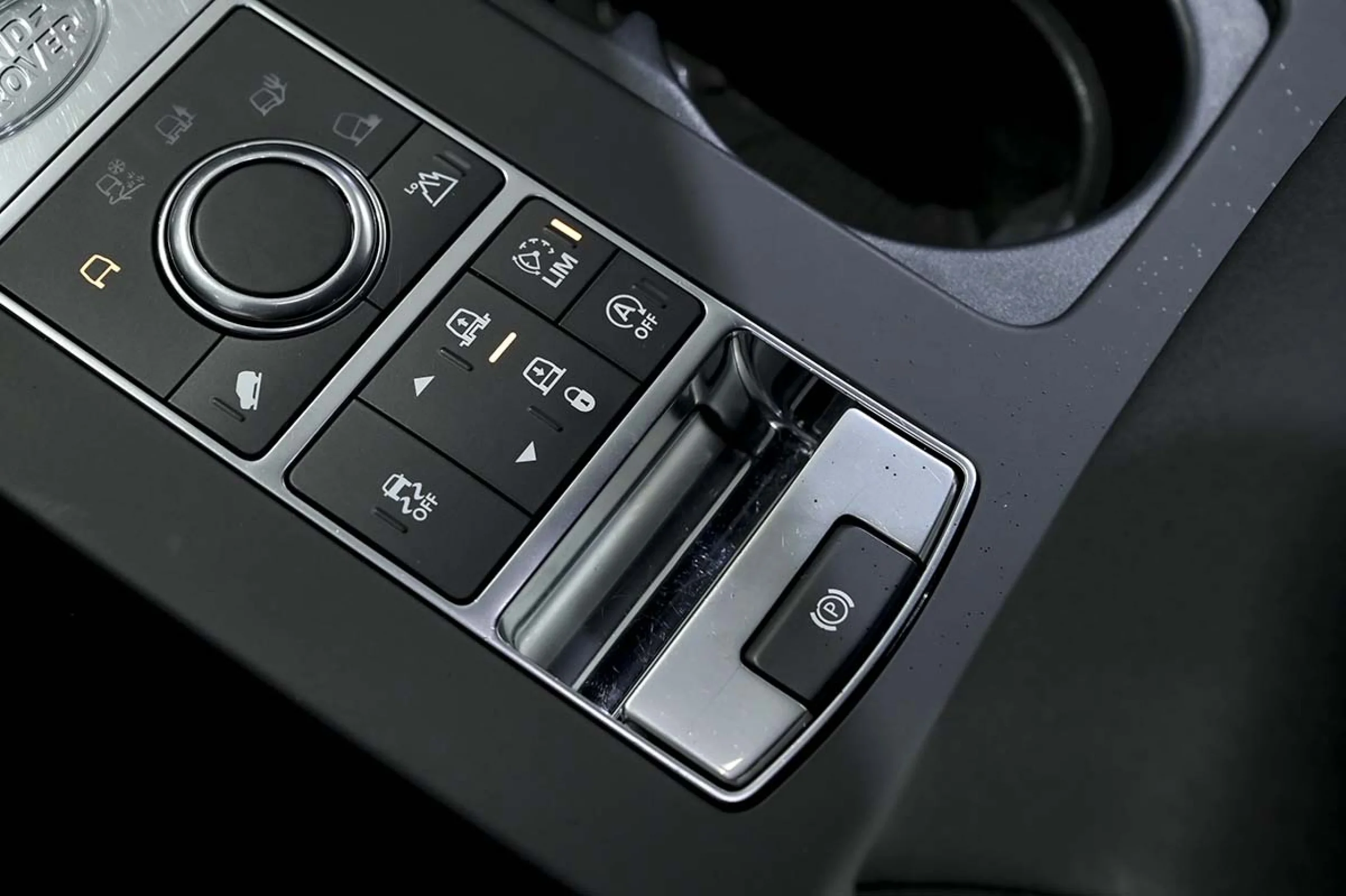 Land Rover Discovery 2.0 I4 SD4 177kW (240CV) SE Auto - Foto 44