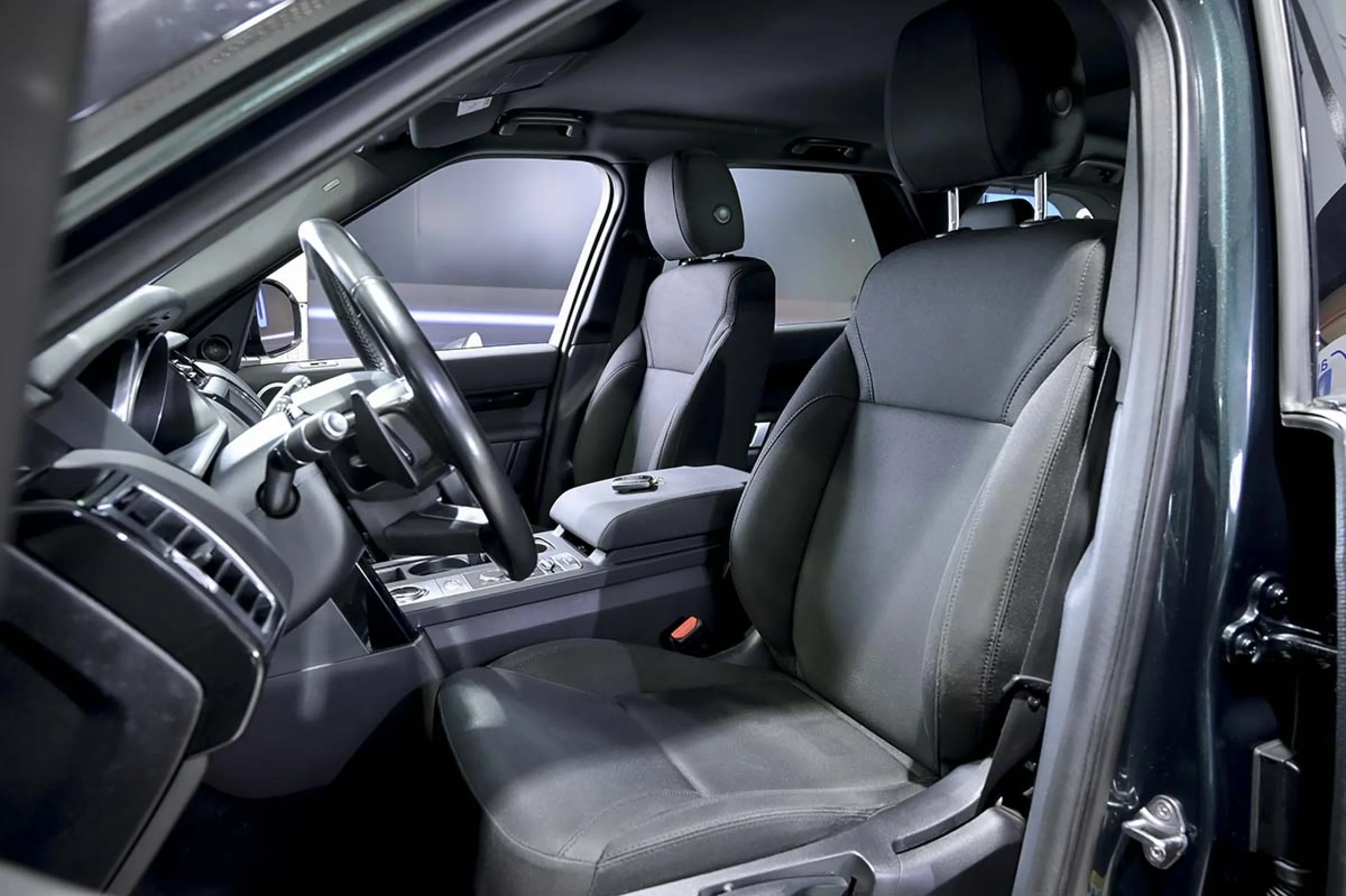 Land Rover Discovery 2.0 I4 SD4 177kW (240CV) SE Auto - Foto 46