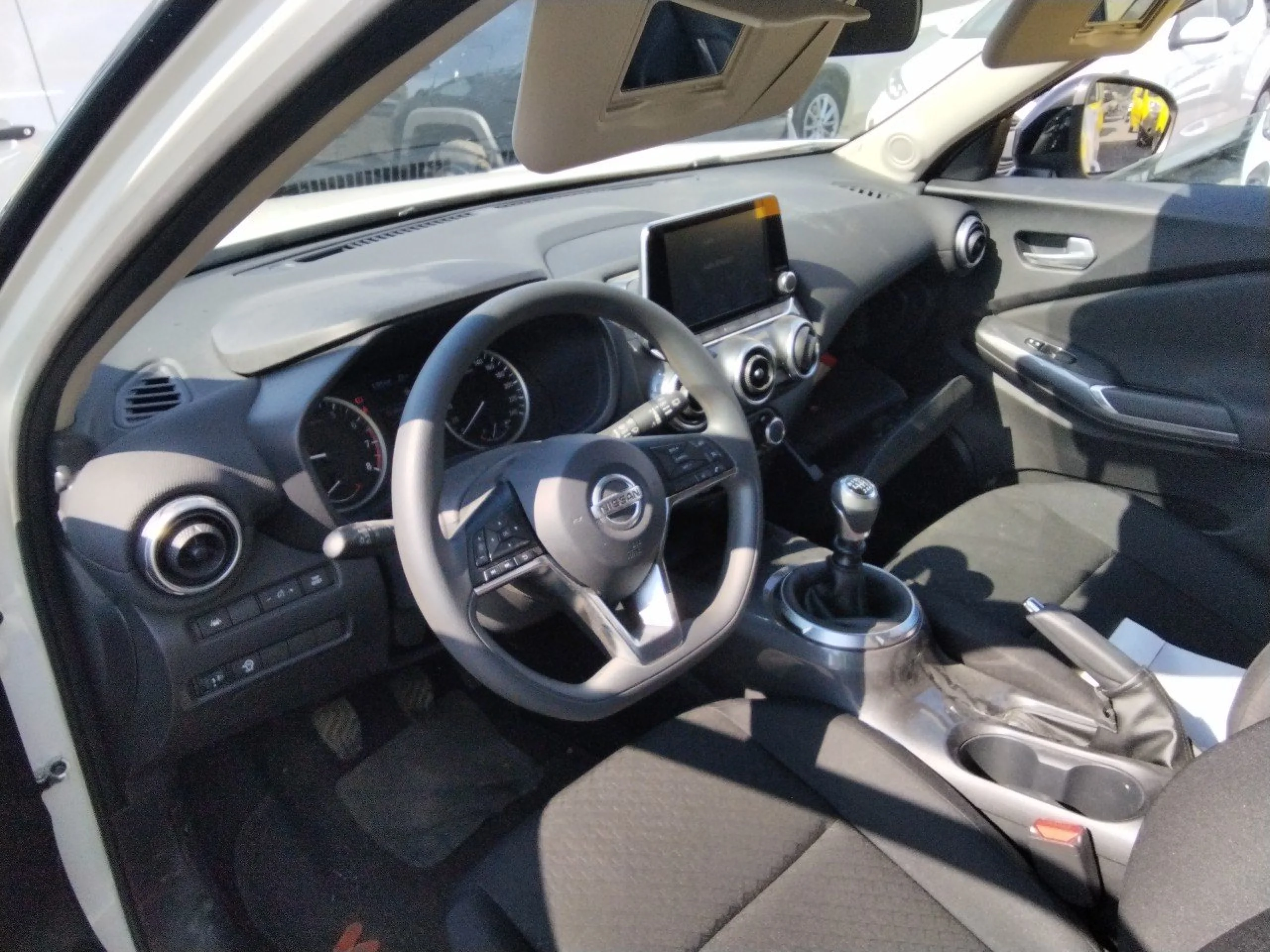Nissan Juke DIG-T 84 kW (114 CV) 6M/T Acenta - Foto 7
