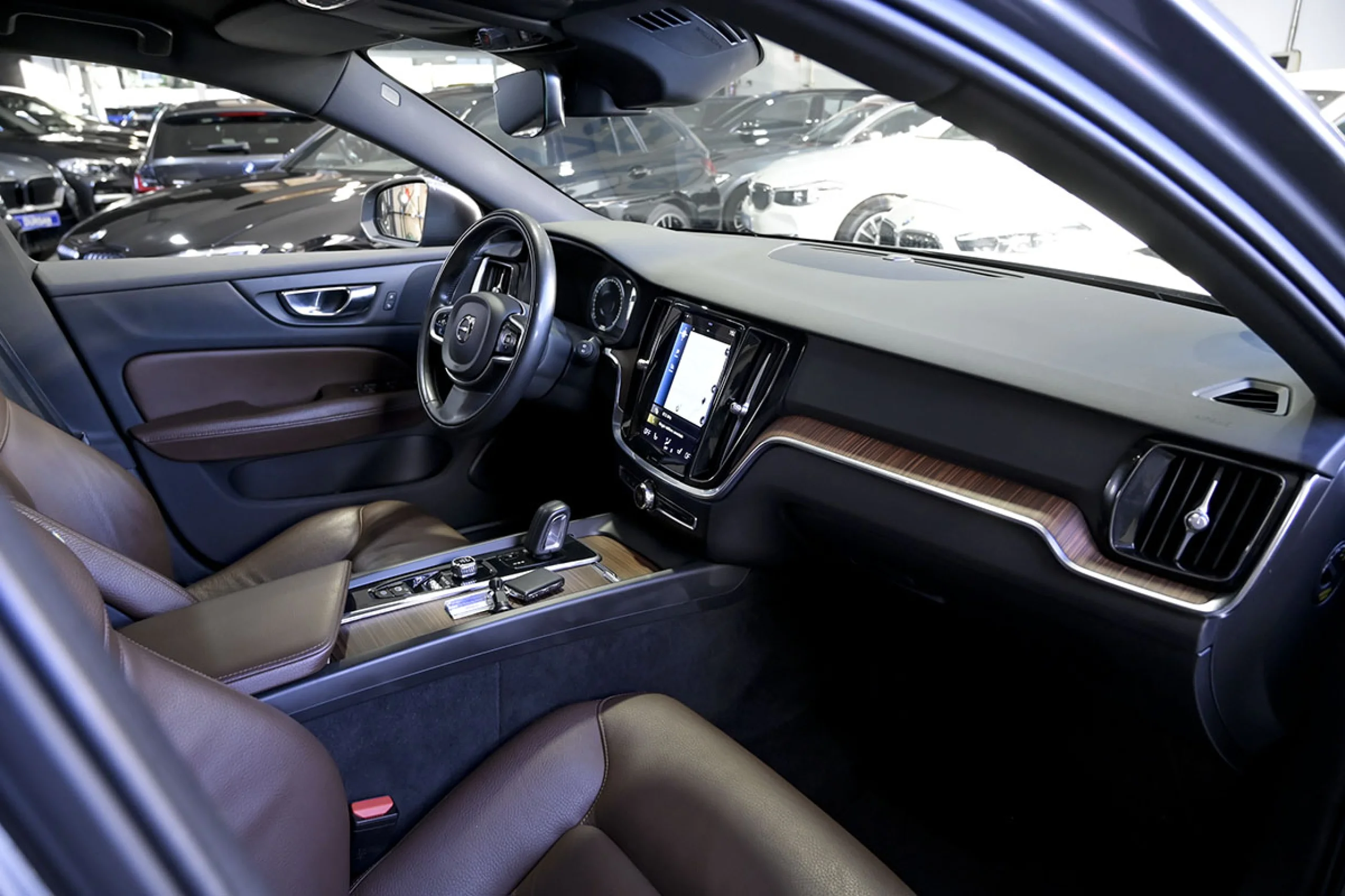 Volvo V60 Cross Country 2.0 B4 D AWD Cross Country Pro AUTO - Foto 31