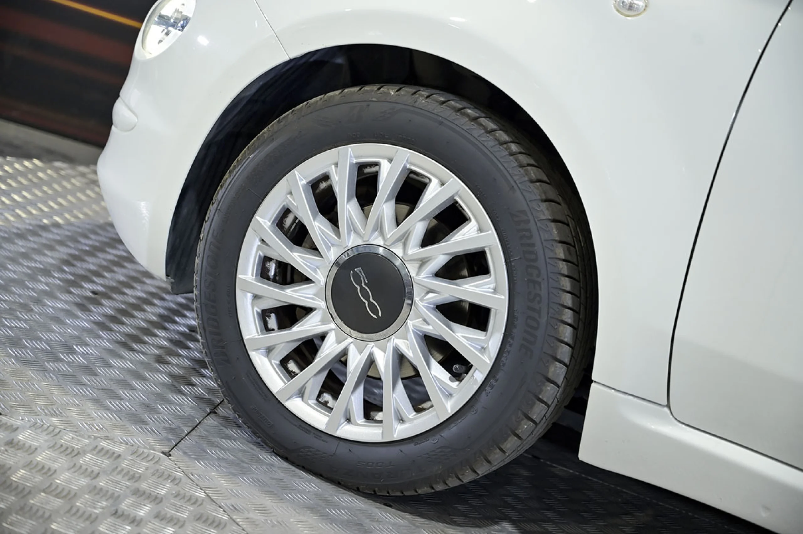 Fiat 500 Lounge 1.0 6v GSE 52KW 70 CV - Foto 13