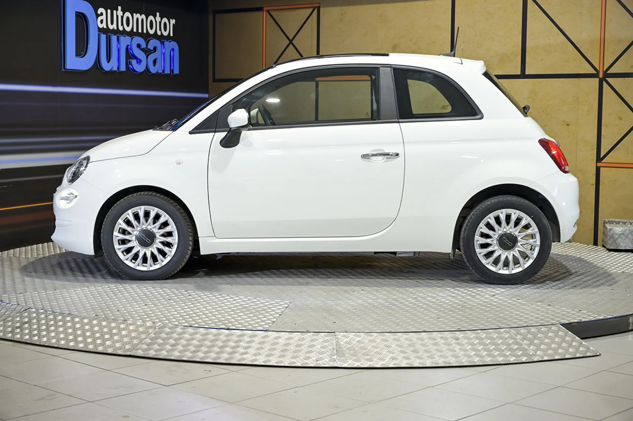 Fiat 500 Lounge 1.0 6v GSE 52KW 70 CV - Foto 16