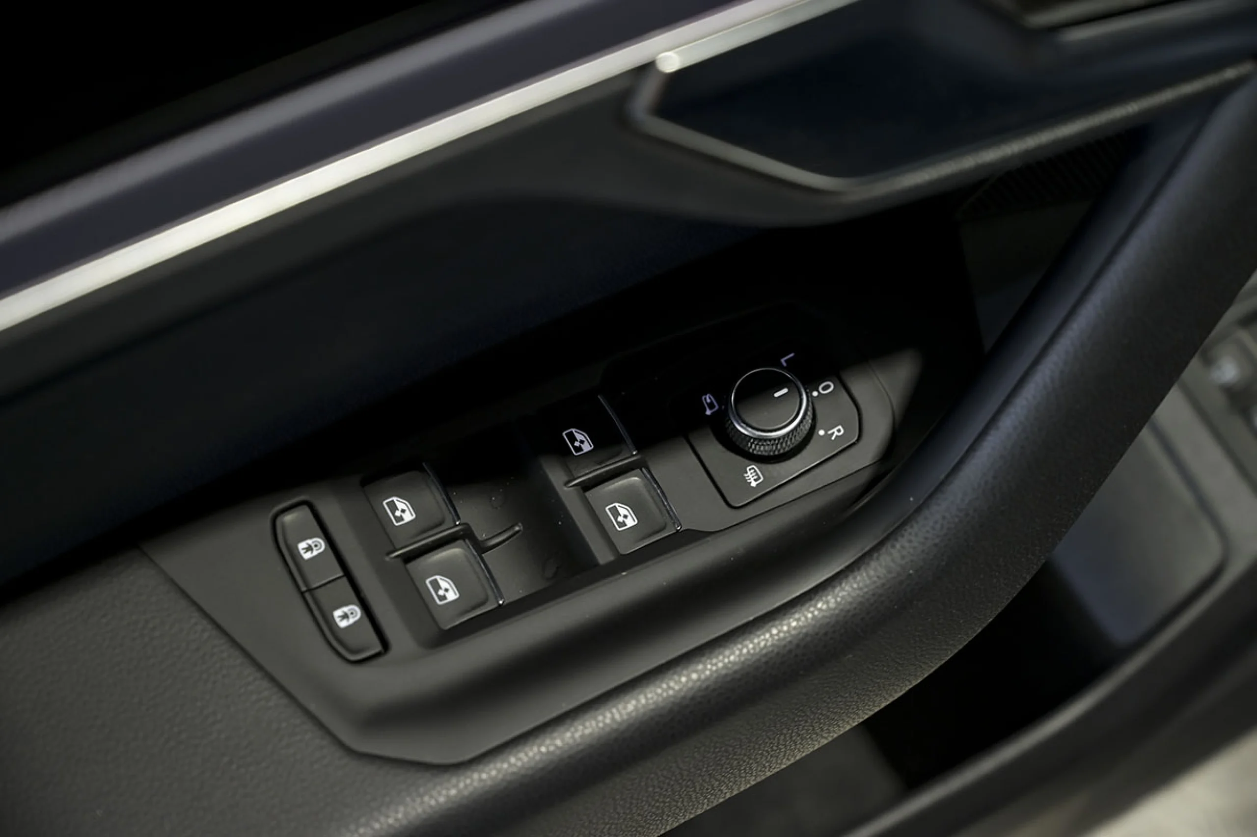 Volkswagen Touareg R 3.0 V6 TSI 340kW Tip 4M - Foto 25