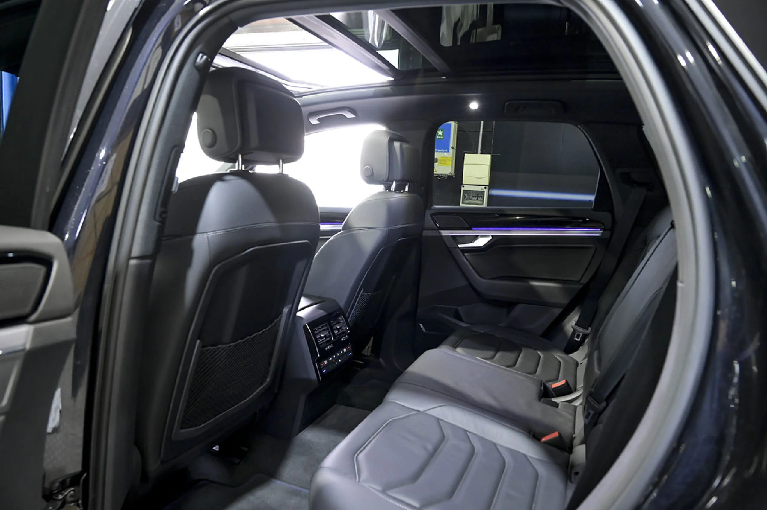 Volkswagen Touareg R 3.0 V6 TSI 340kW Tip 4M - Foto 16