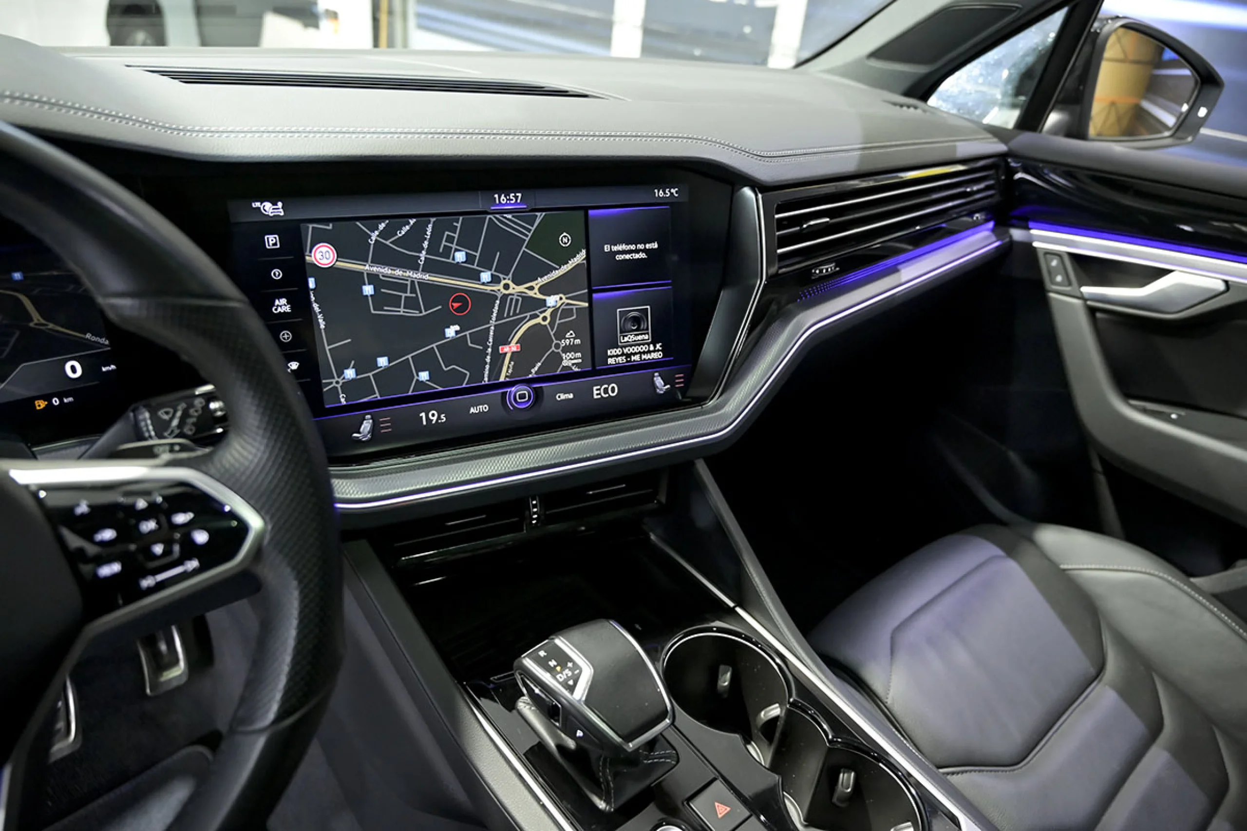 Volkswagen Touareg R 3.0 V6 TSI 340kW Tip 4M - Foto 30