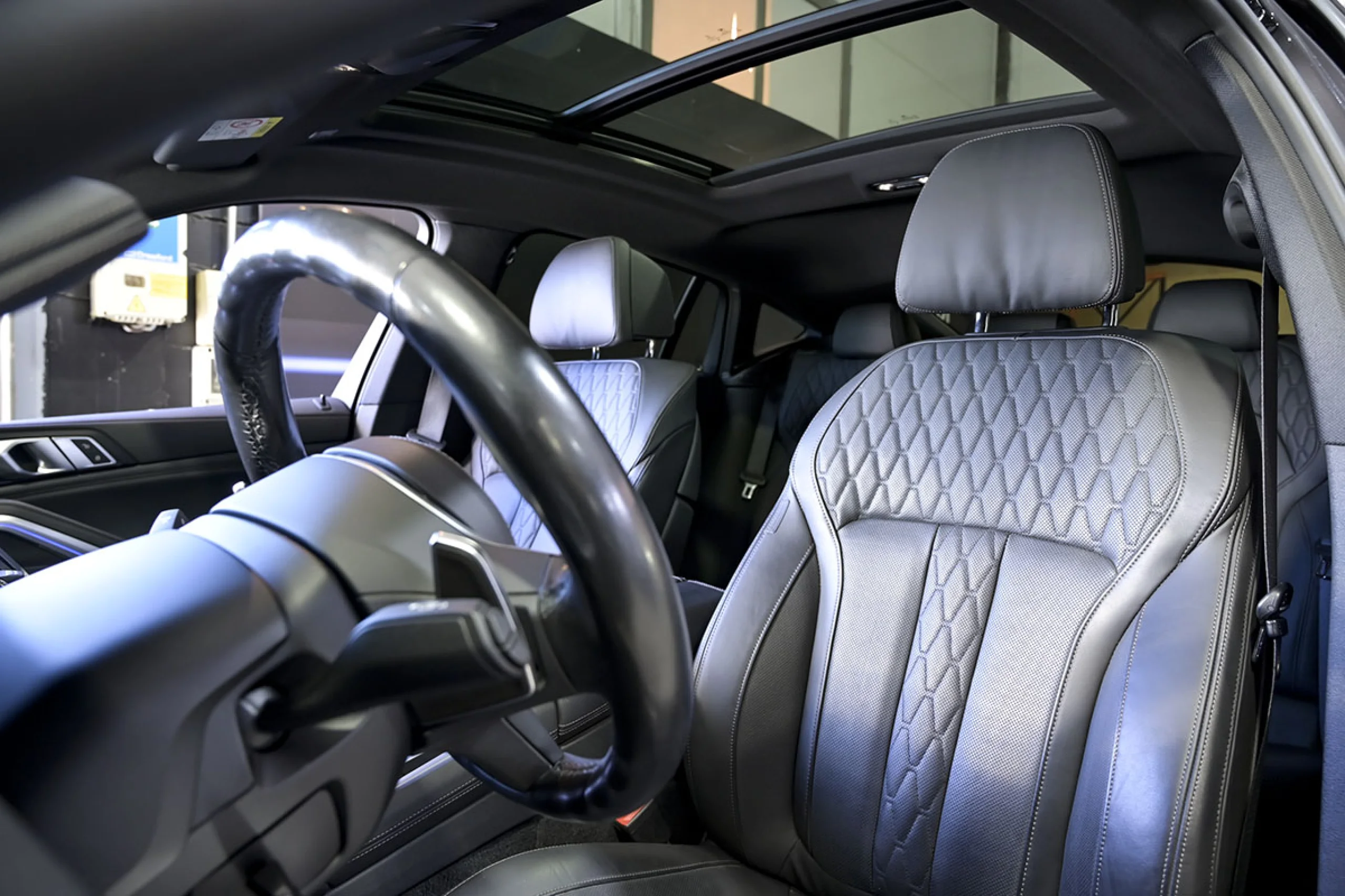 BMW X6 xDrive40i - Foto 9