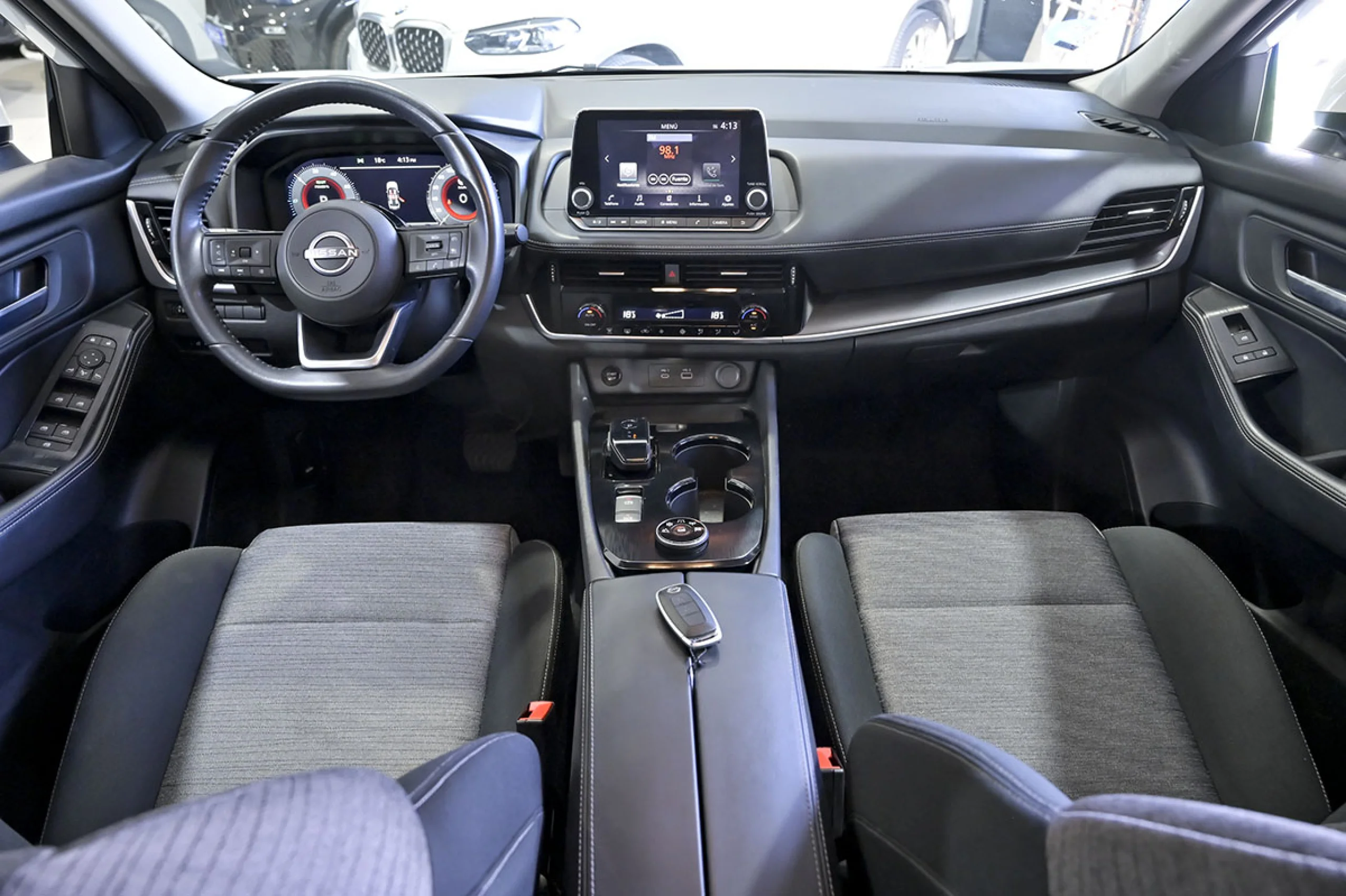 Nissan X-Trail 7pl 1.5 e4ORCE 158kW 4x4 AT Acenta - Foto 8