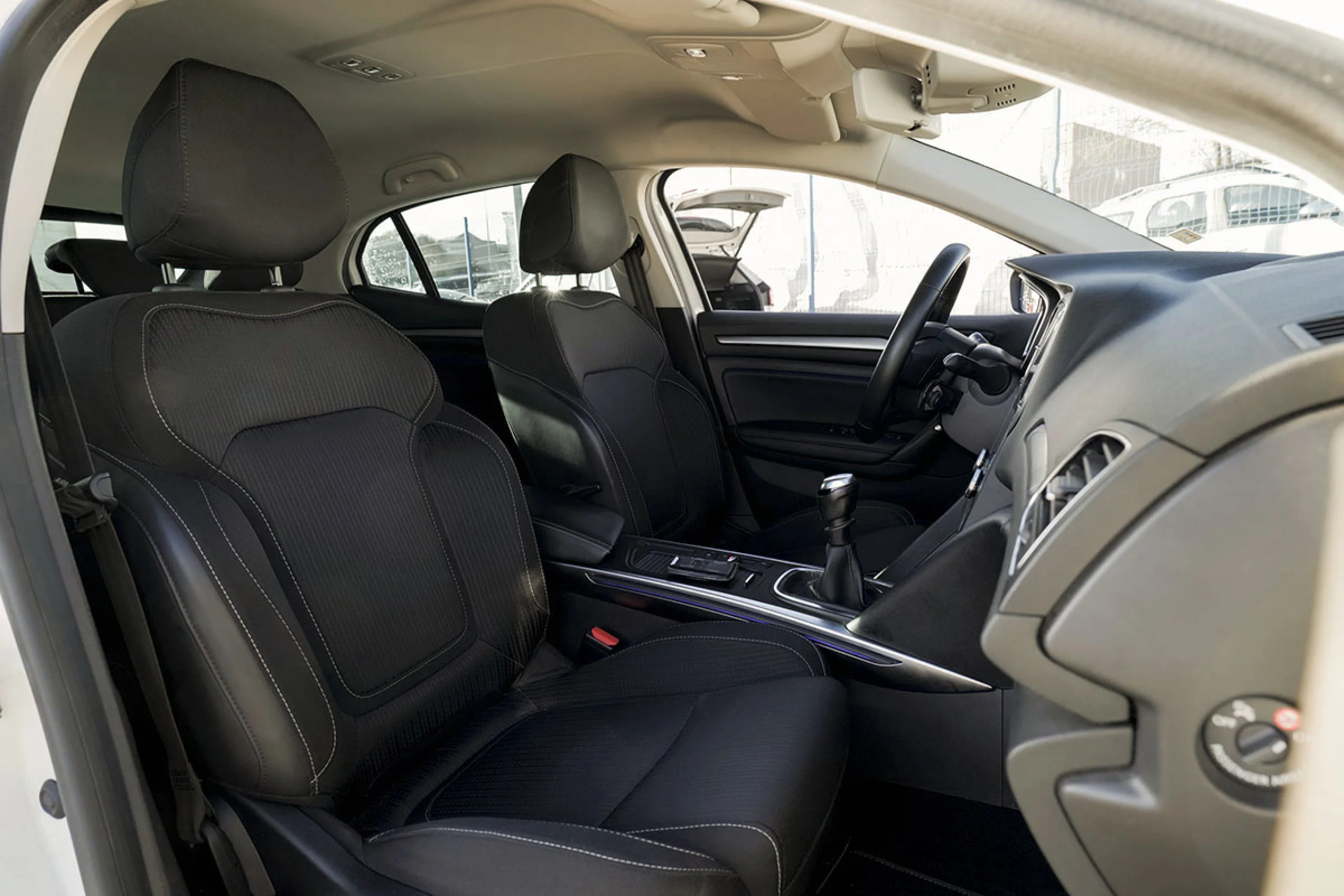 Renault Megane Mégane Zen TCe 103 kW 140CV GPF - Foto 27