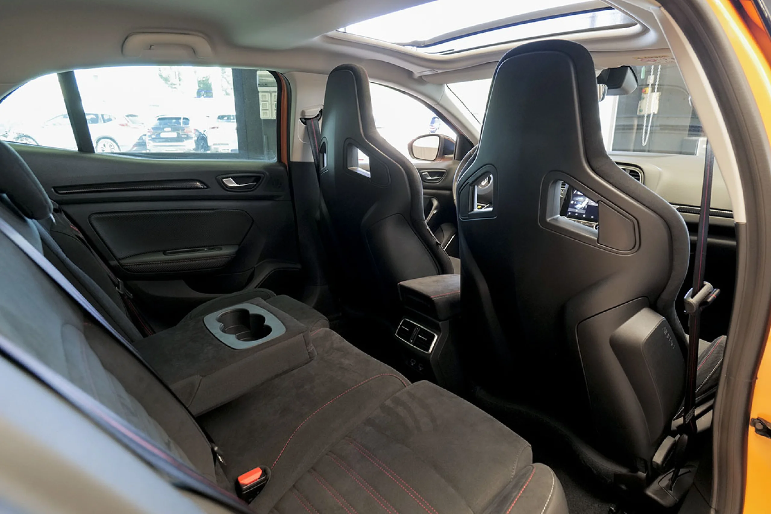 Renault Megane Mégane RS Trophy TCe 221 kW 300CV EDC GPF - Foto 14