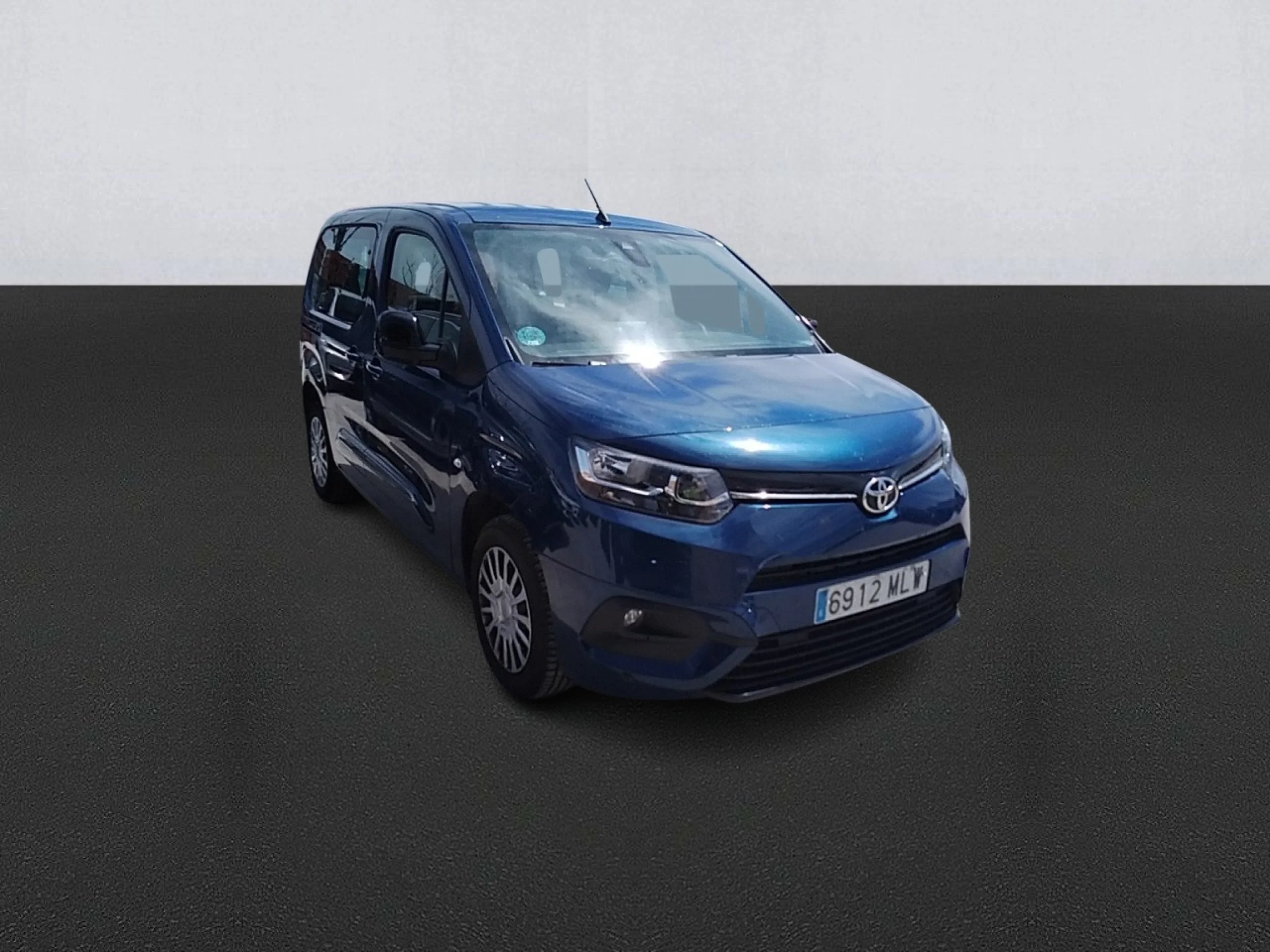 Toyota Proace City Verso 1.5D 96kW (130CV) 8AT VX L1 - Foto 3