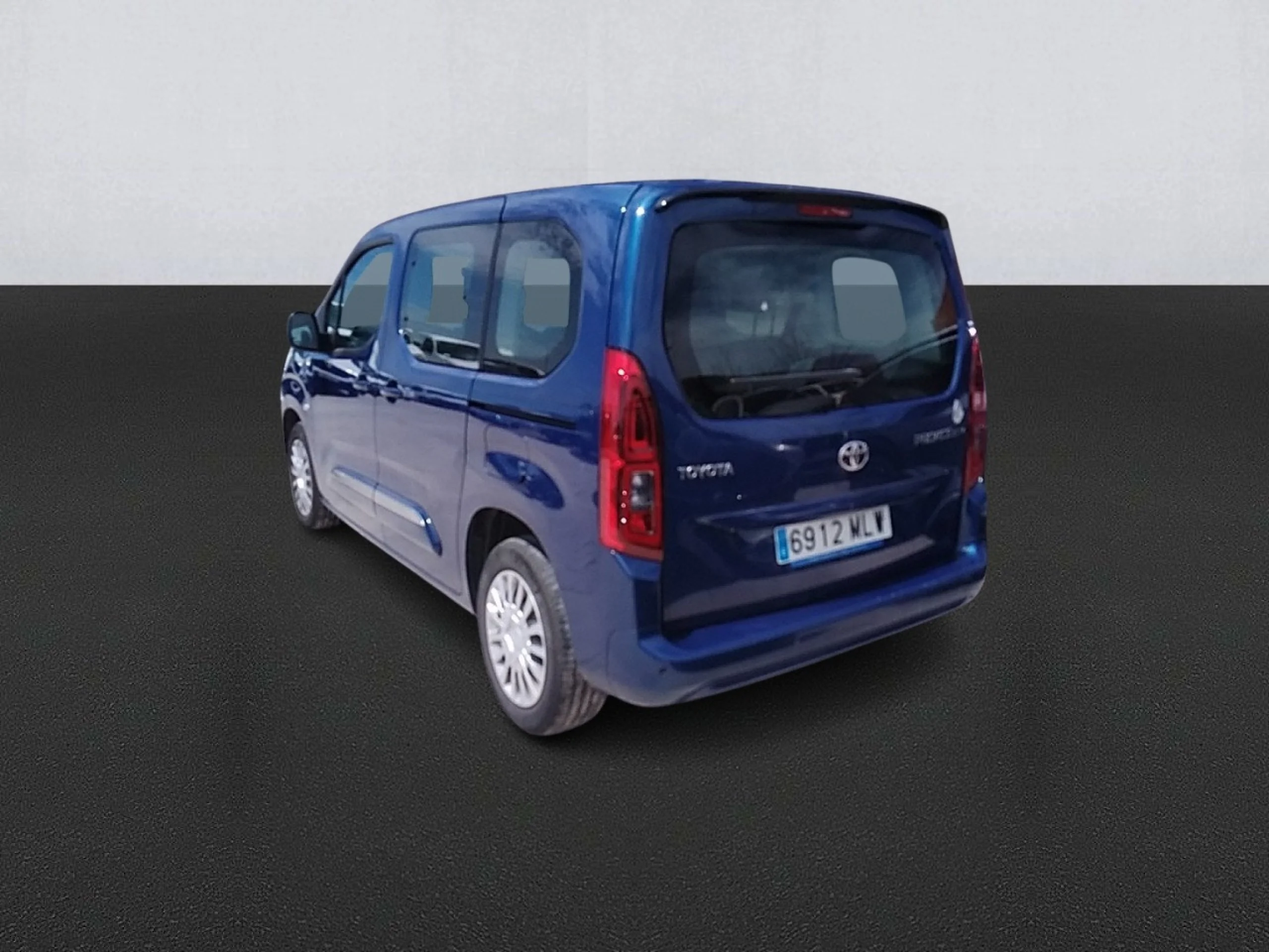 Toyota Proace City Verso 1.5D 96kW (130CV) 8AT VX L1 - Foto 6
