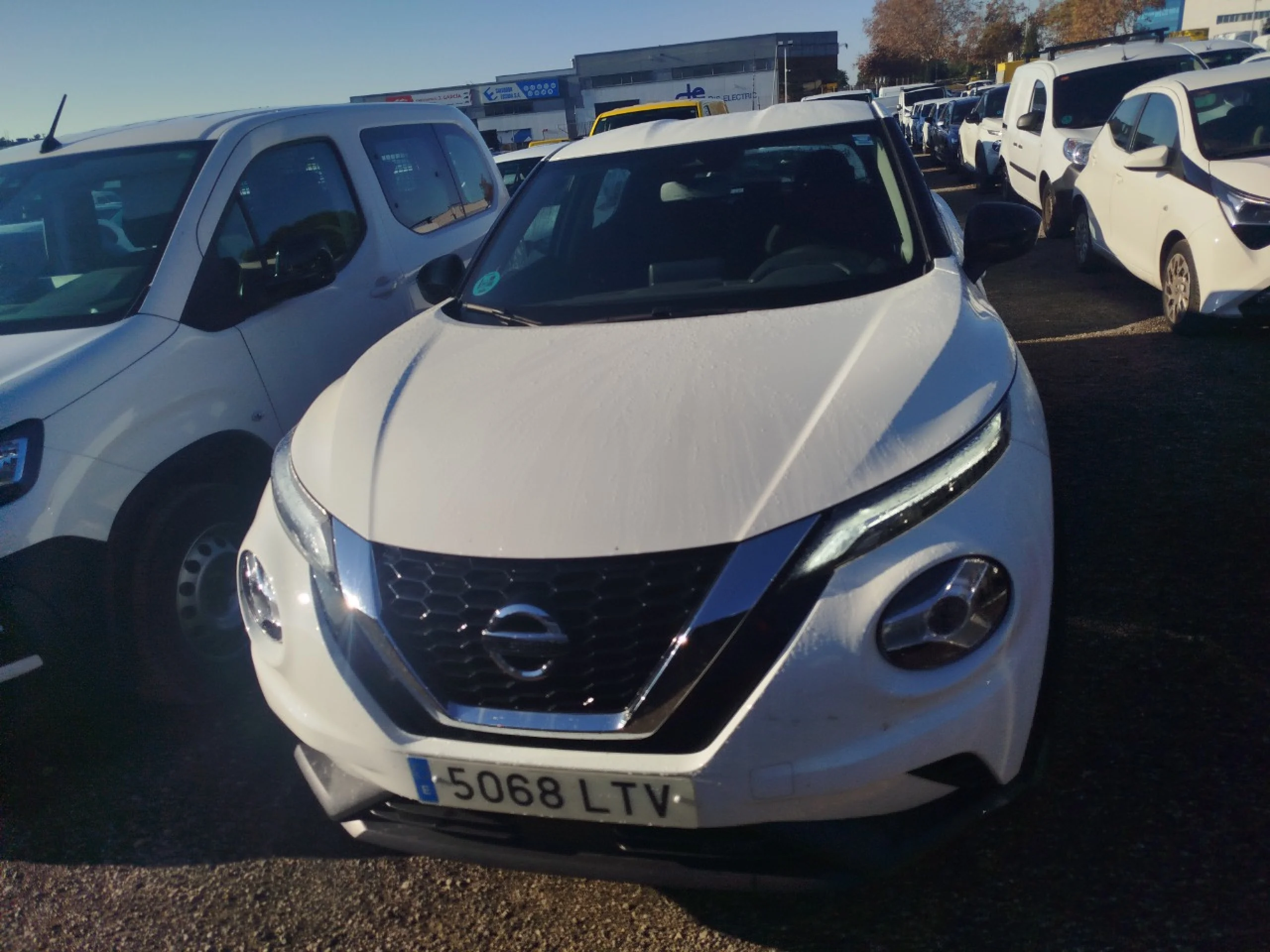 Nissan Juke DIG-T 84 kW (114 CV) 6M/T Acenta - Foto 2