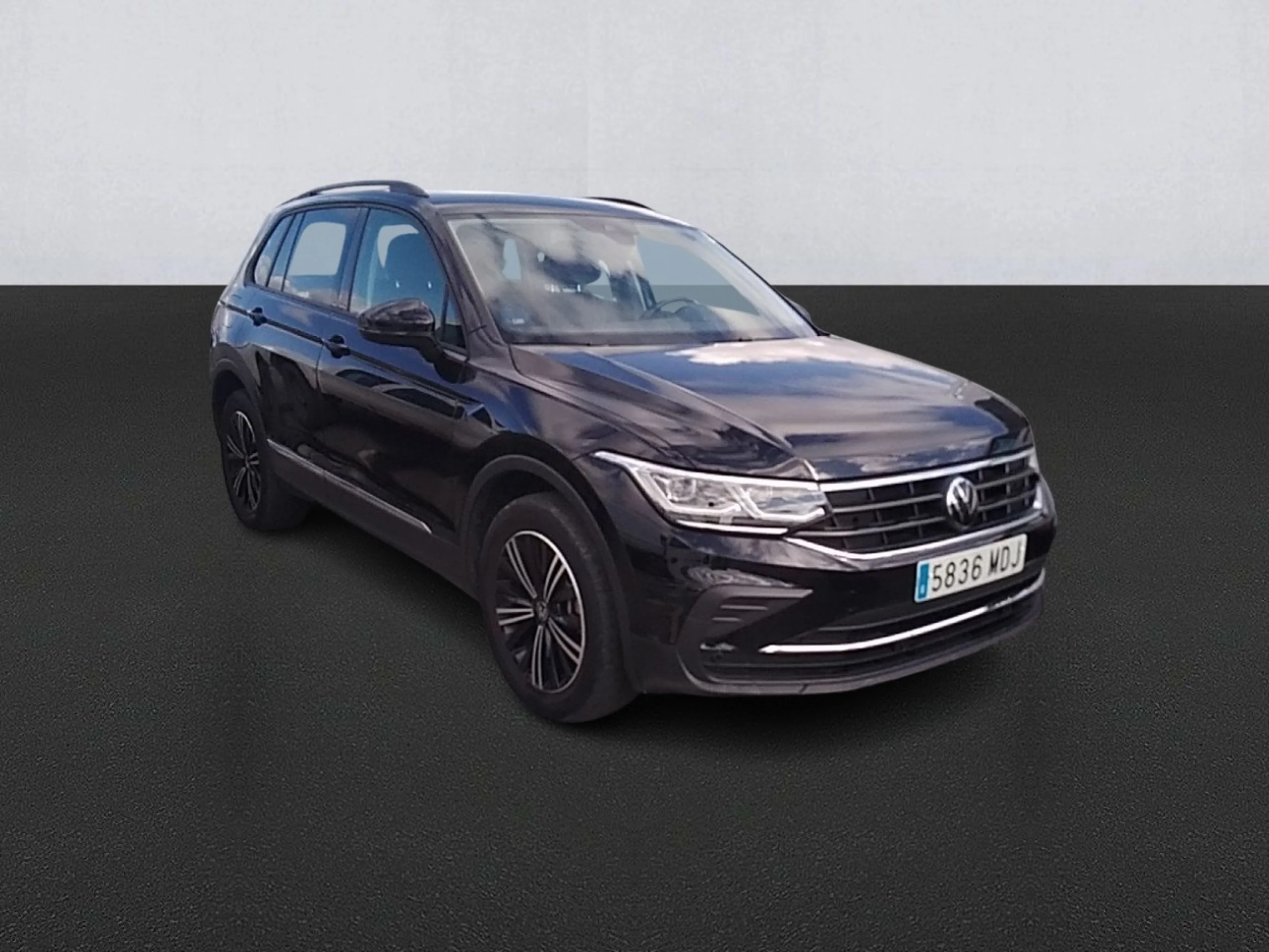 Volkswagen Tiguan Life 1.4 TSI eHybrid 180kW (245CV) DSG - Foto 3